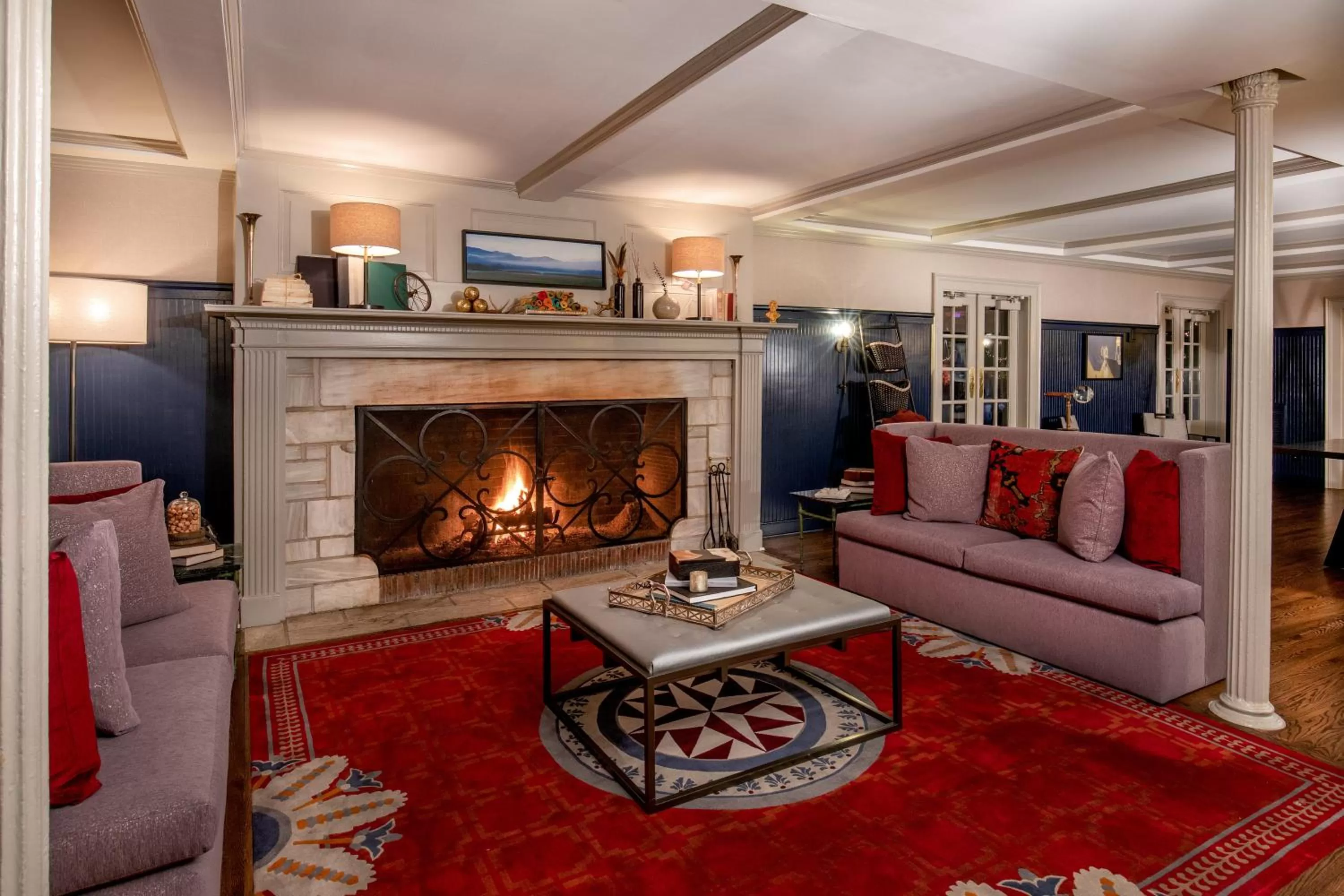 Lounge or bar in The Equinox Golf Resort & Spa