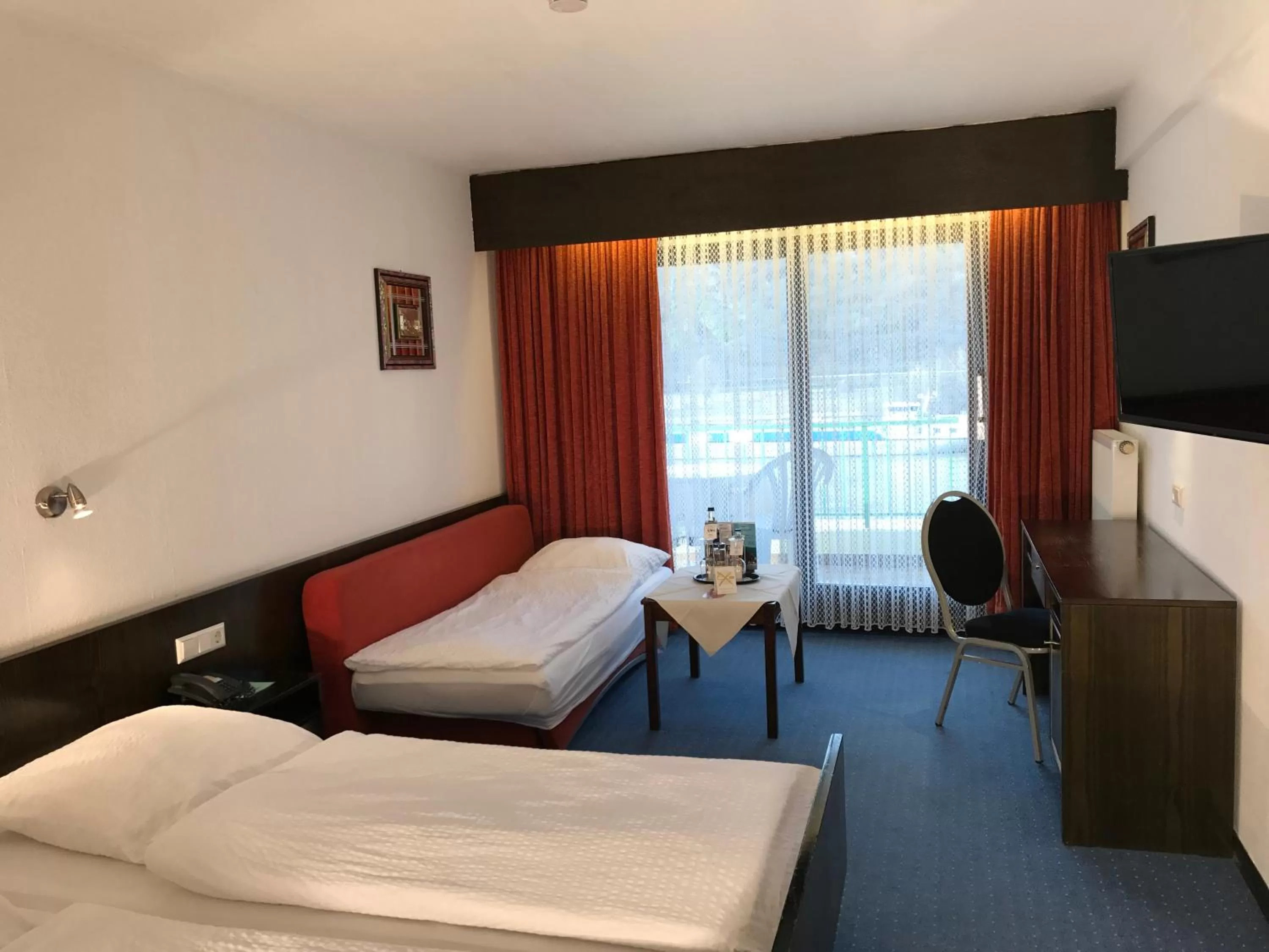 Photo of the whole room, Bed in Hotel Rheinlust