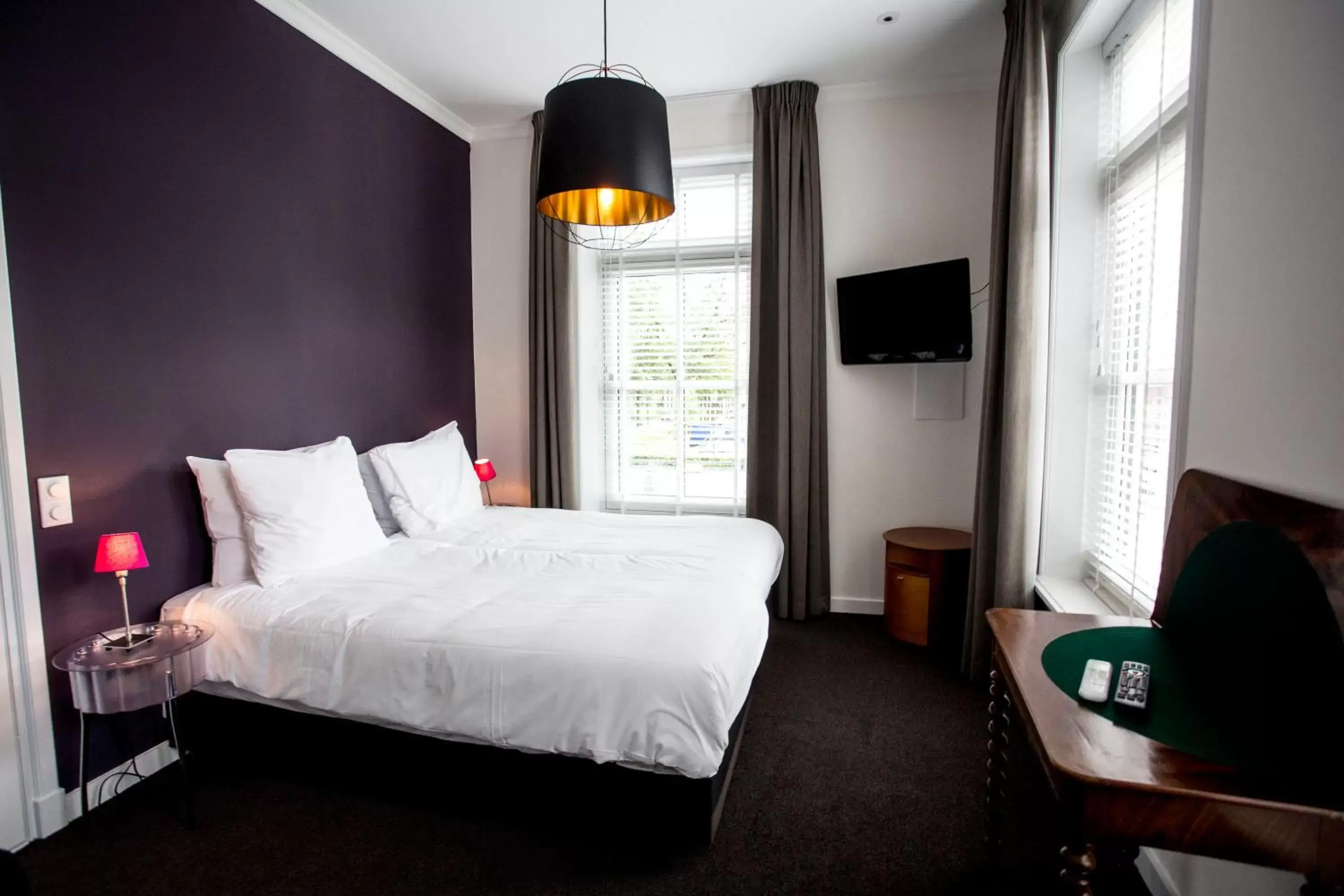 Standard Twin Room - single occupancy in Hotel In't Holt 1654 Grand Café & Logement Standard Twin Room - single occupancy in Hotel In't Holt 1654 Grand Café & Logement