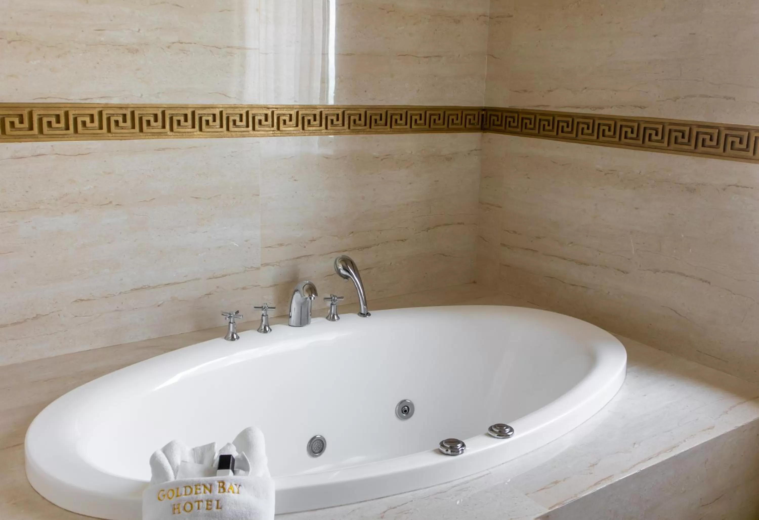 Hot Tub in Golden Bay Belize Hotel