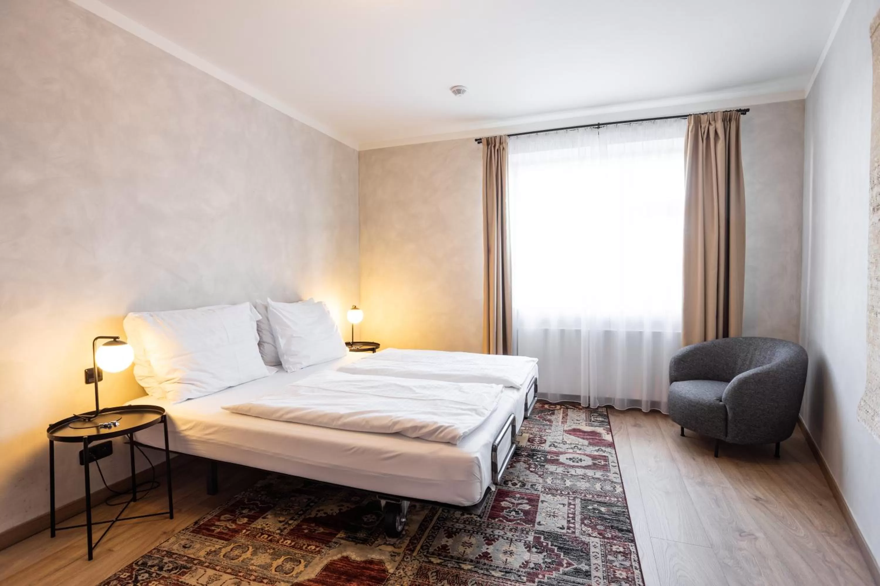 Bedroom, Bed in Miss Sophie's Downtown