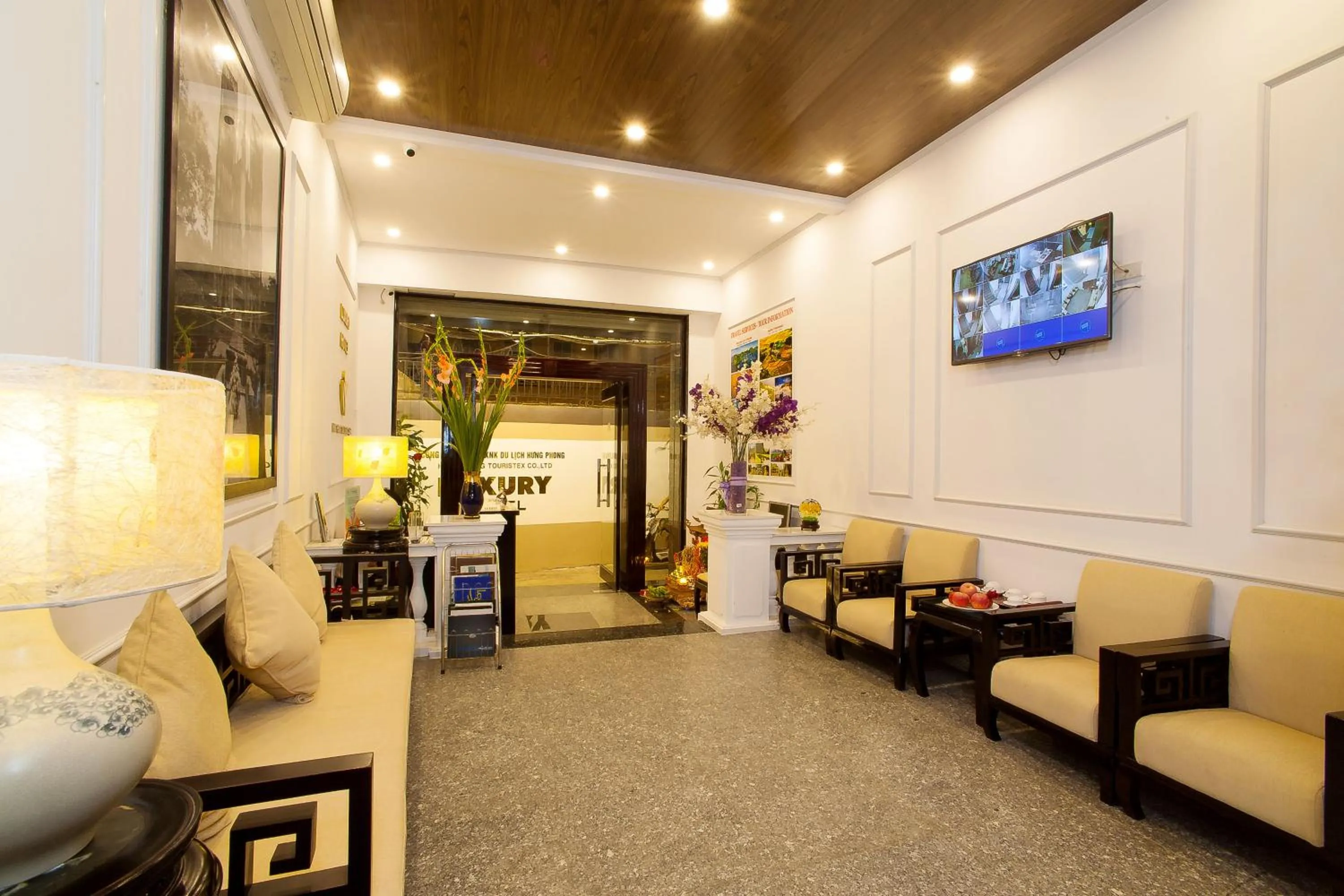 Lobby or reception in Hanoi Luxury Hotel