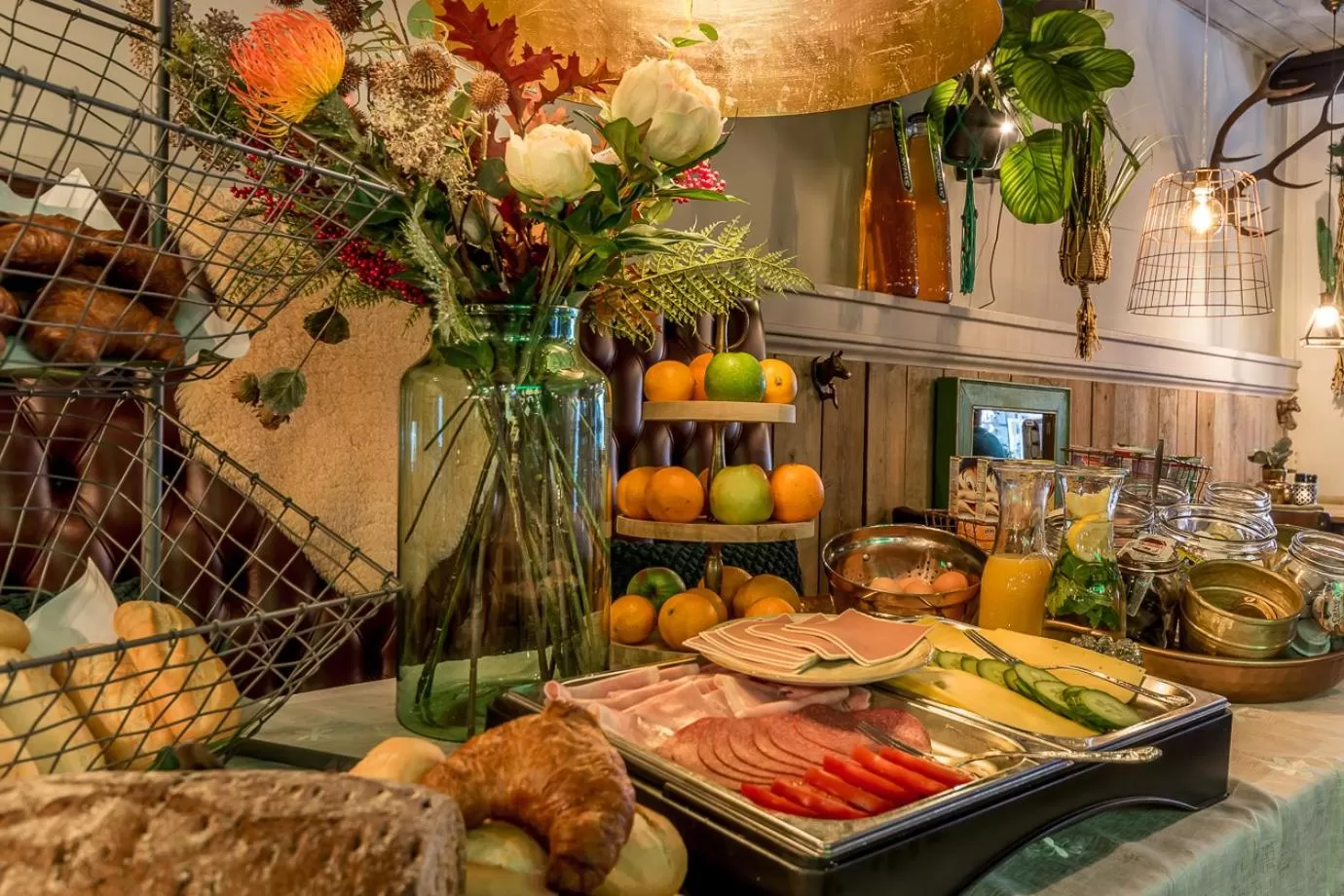 Breakfast in Valkenhof