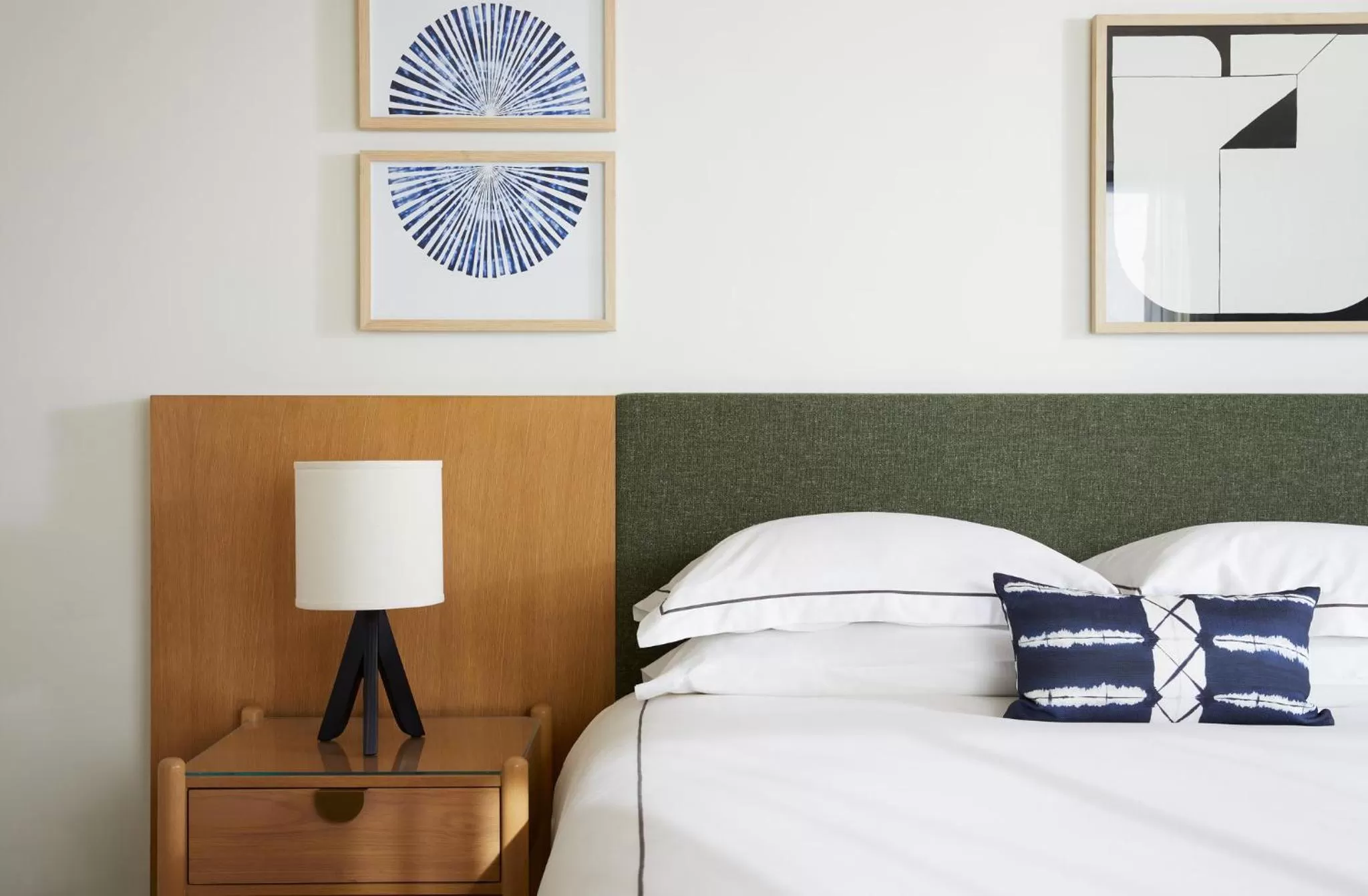 Photo of the whole room, Bed in Kimpton Hotel Enso by IHG