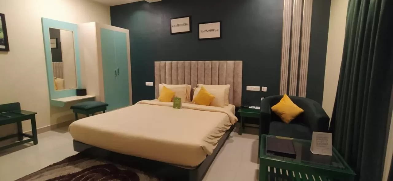 Bed in HOTEL ROYAL GRANDE