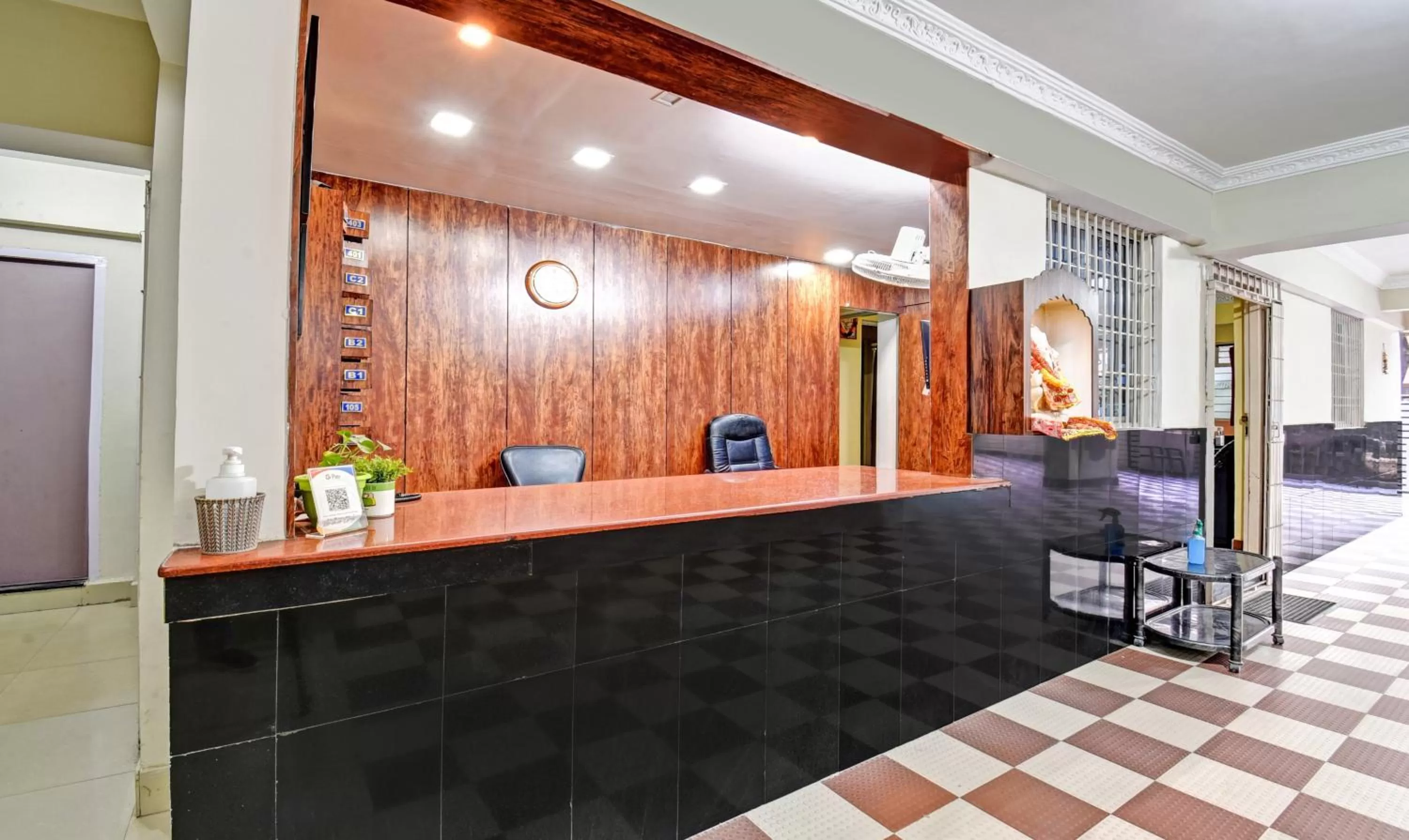 Lobby or reception in Treebo Trend The Pearl Bliss