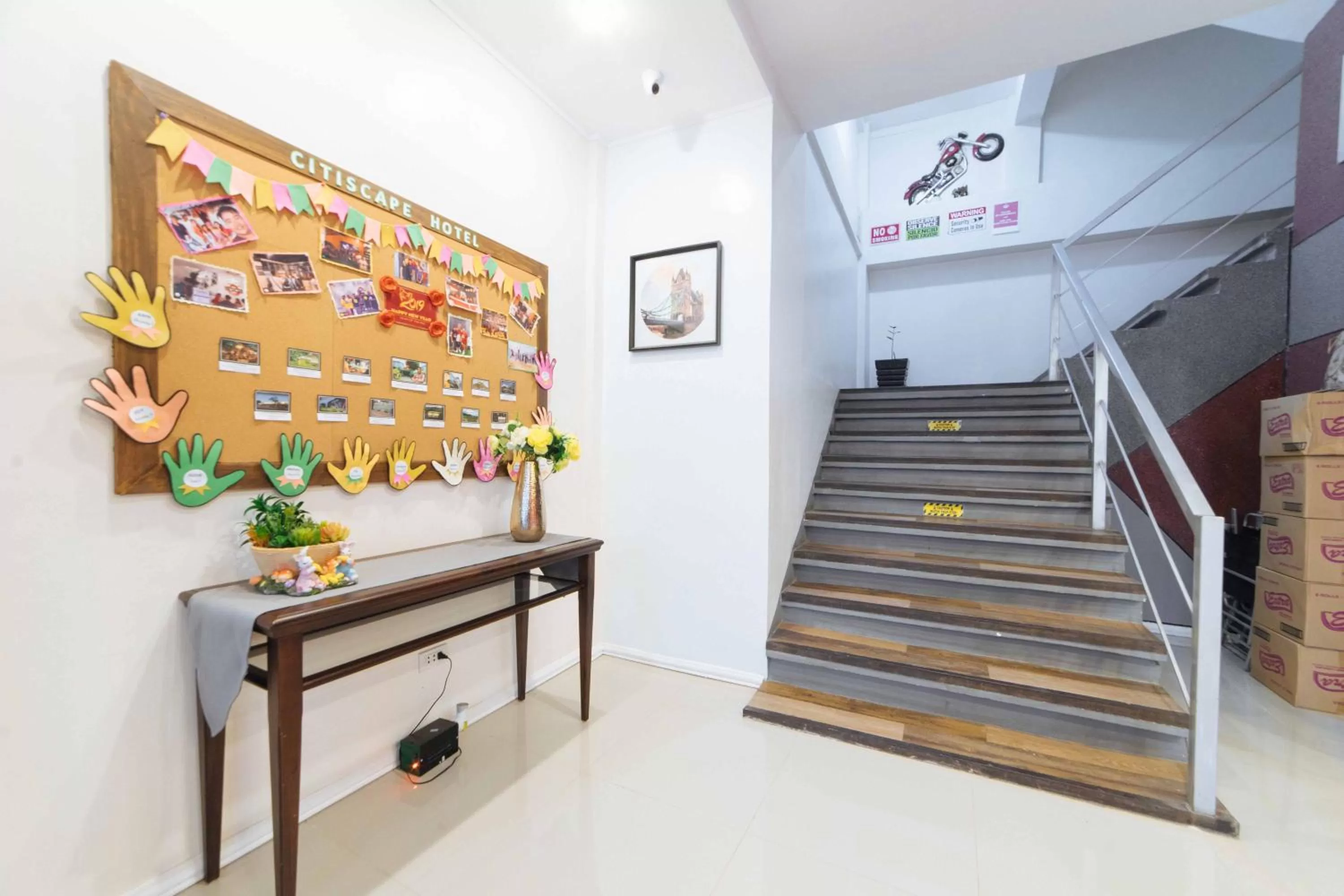 Lobby or reception in RedDoorz Plus near SM Lanang Davao