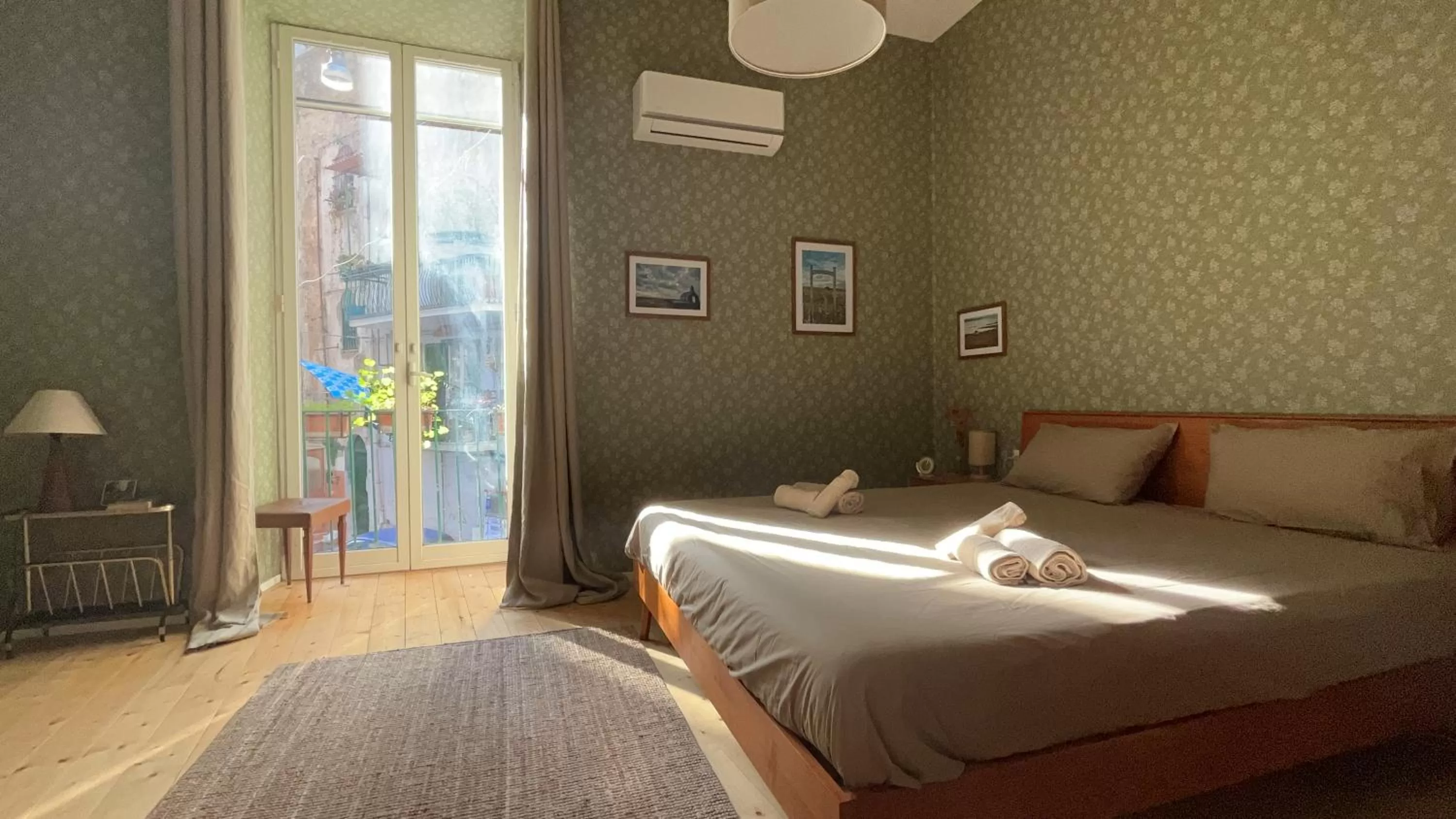 Bed in Casa Vayu - Rooms & Garden