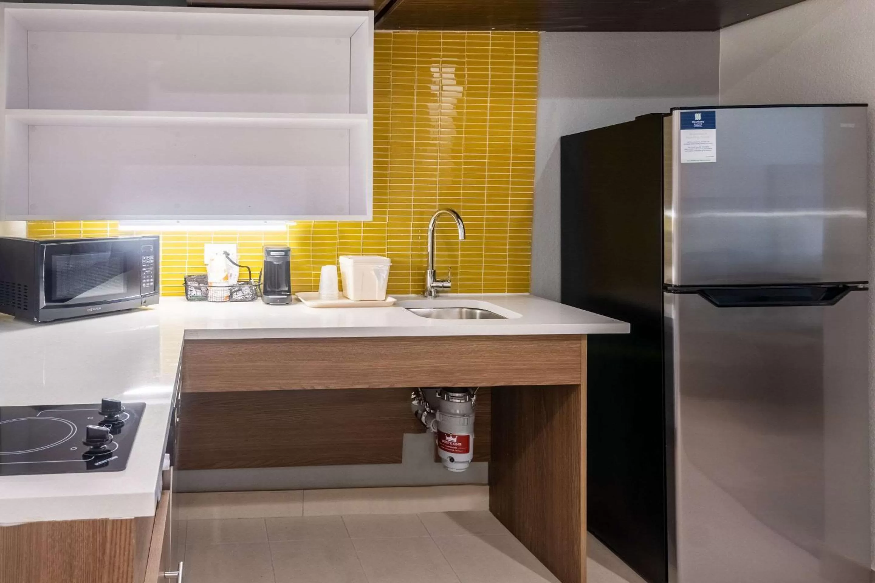 Kitchen or kitchenette in MainStay Suites Dallas Northwest - Irving