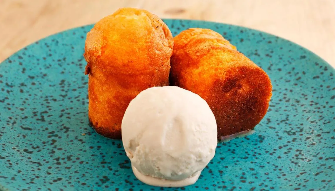 Food and drinks in Hostal Ses Negres