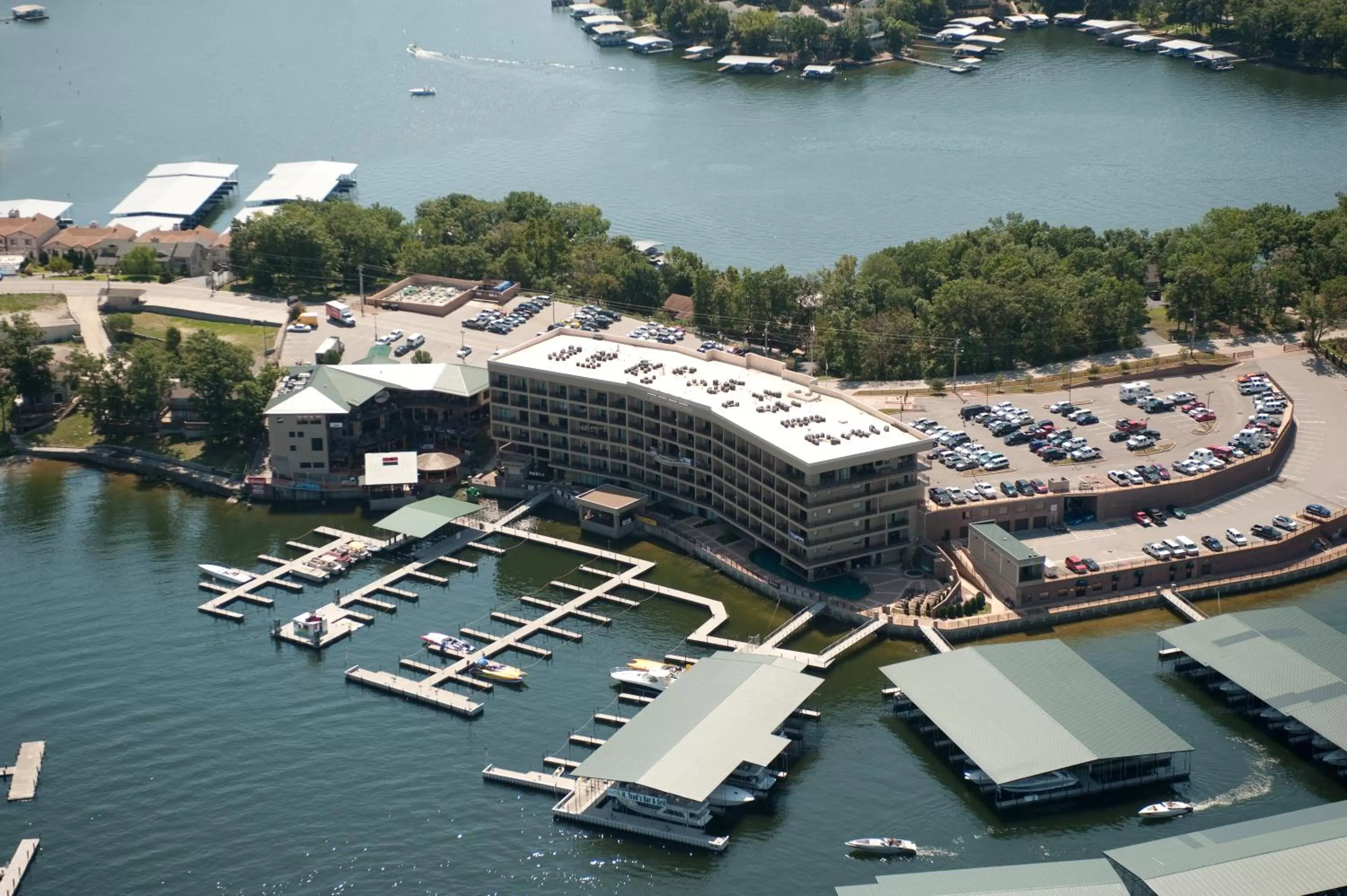 Bird's eye view in Camden on the Lake Resort