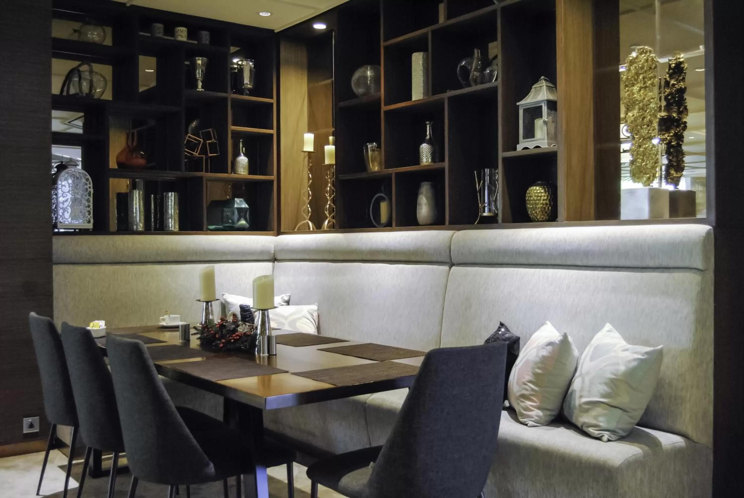 Restaurant/places to eat in Ashley Wahid Hasyim Jakarta