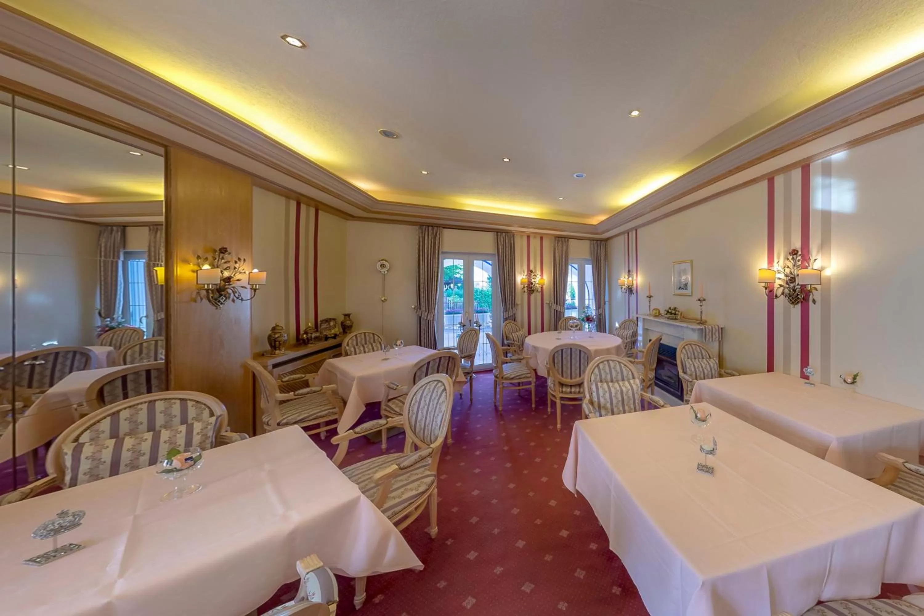 Restaurant/places to eat in Hotel Höhn