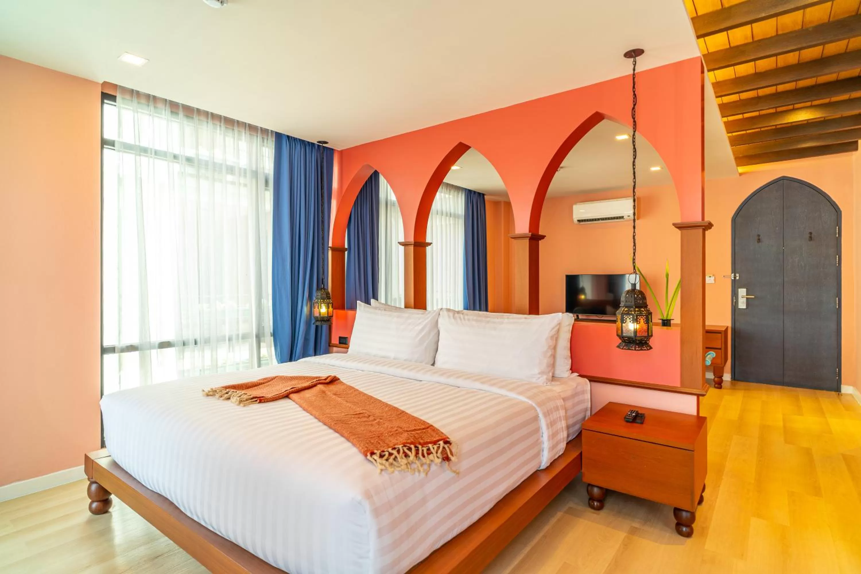 Photo of the whole room, Bed in Amber Boutique Silom