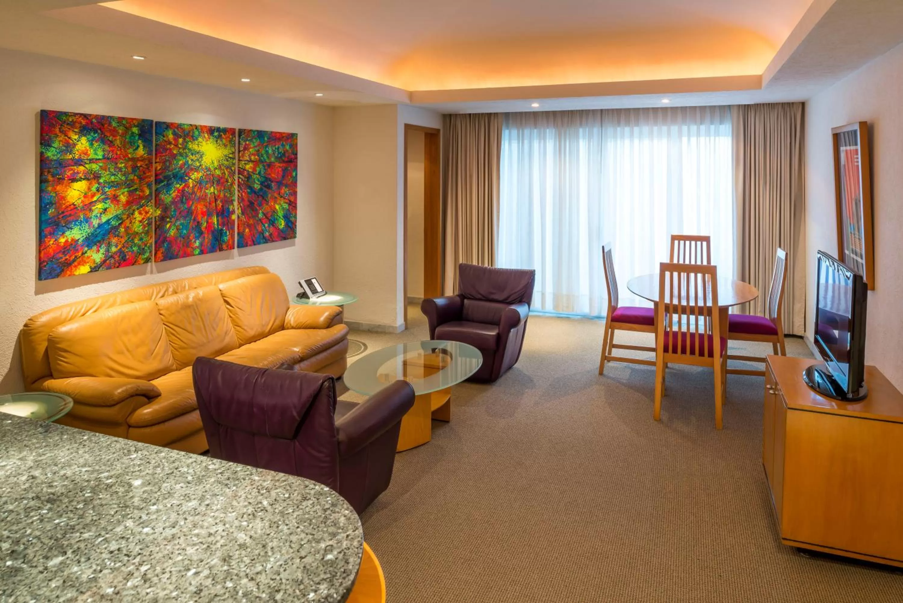 Photo of the whole room in Camino Real Guadalajara