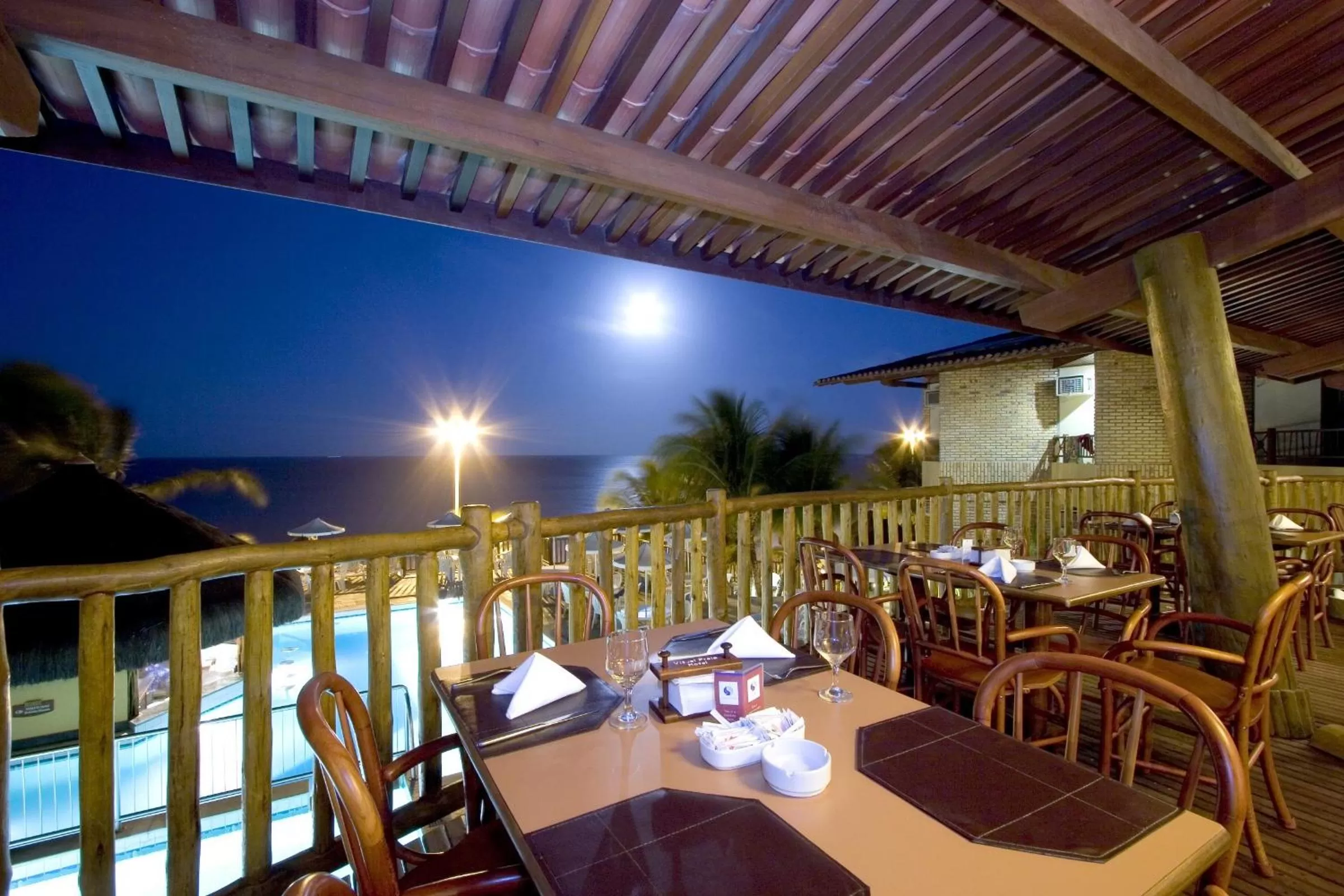 Swimming pool in Visual Praia Hotel