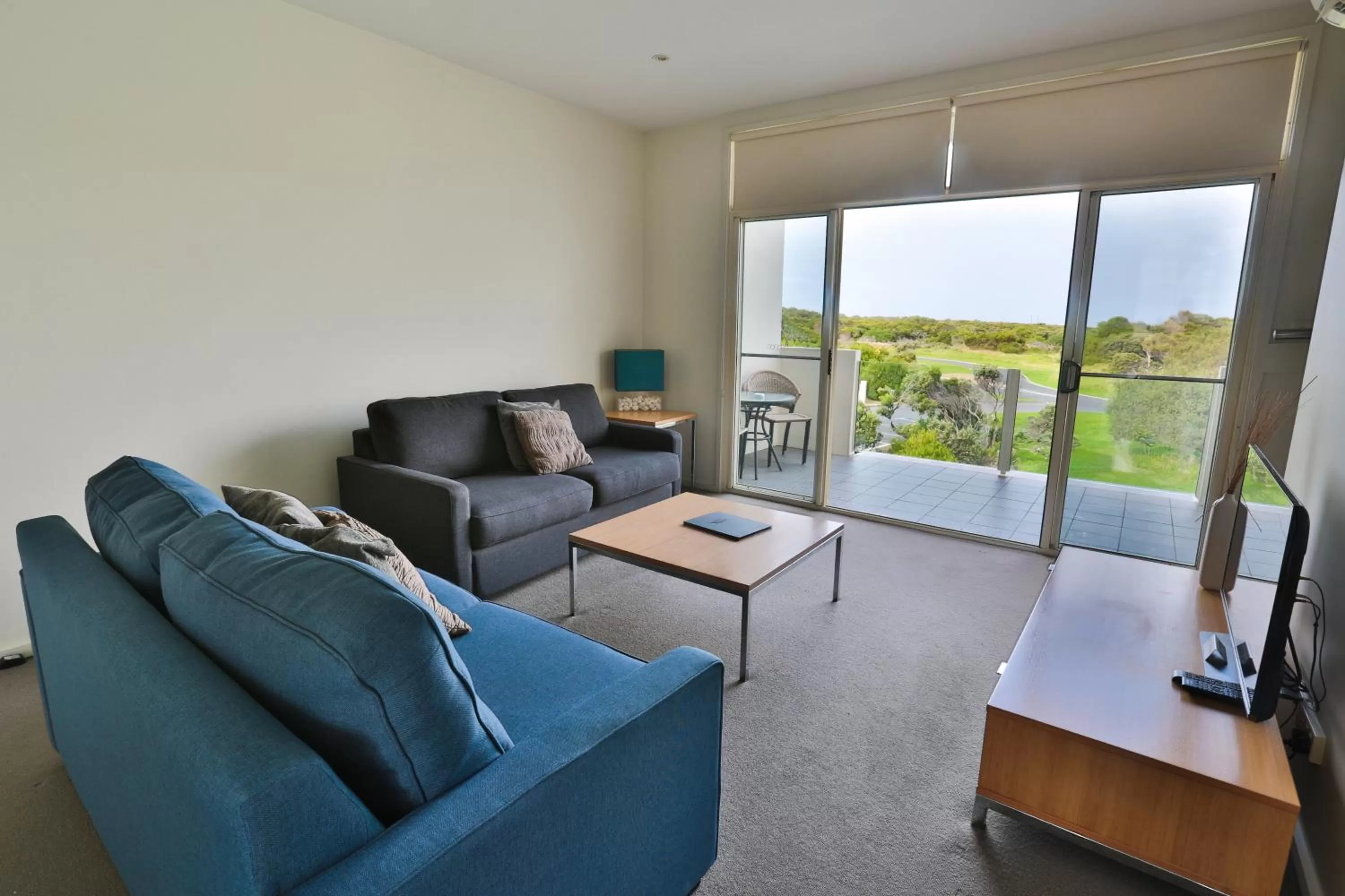 Living room in Lady Bay Resort