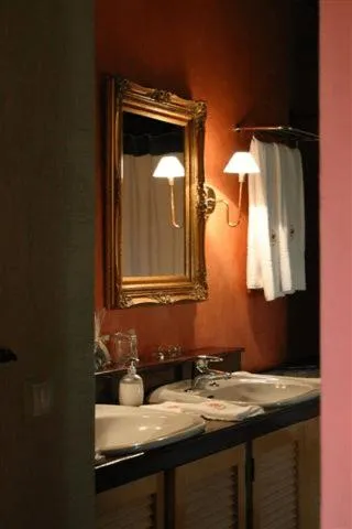 Bathroom in Mas Salvi Country Boutique Hotel