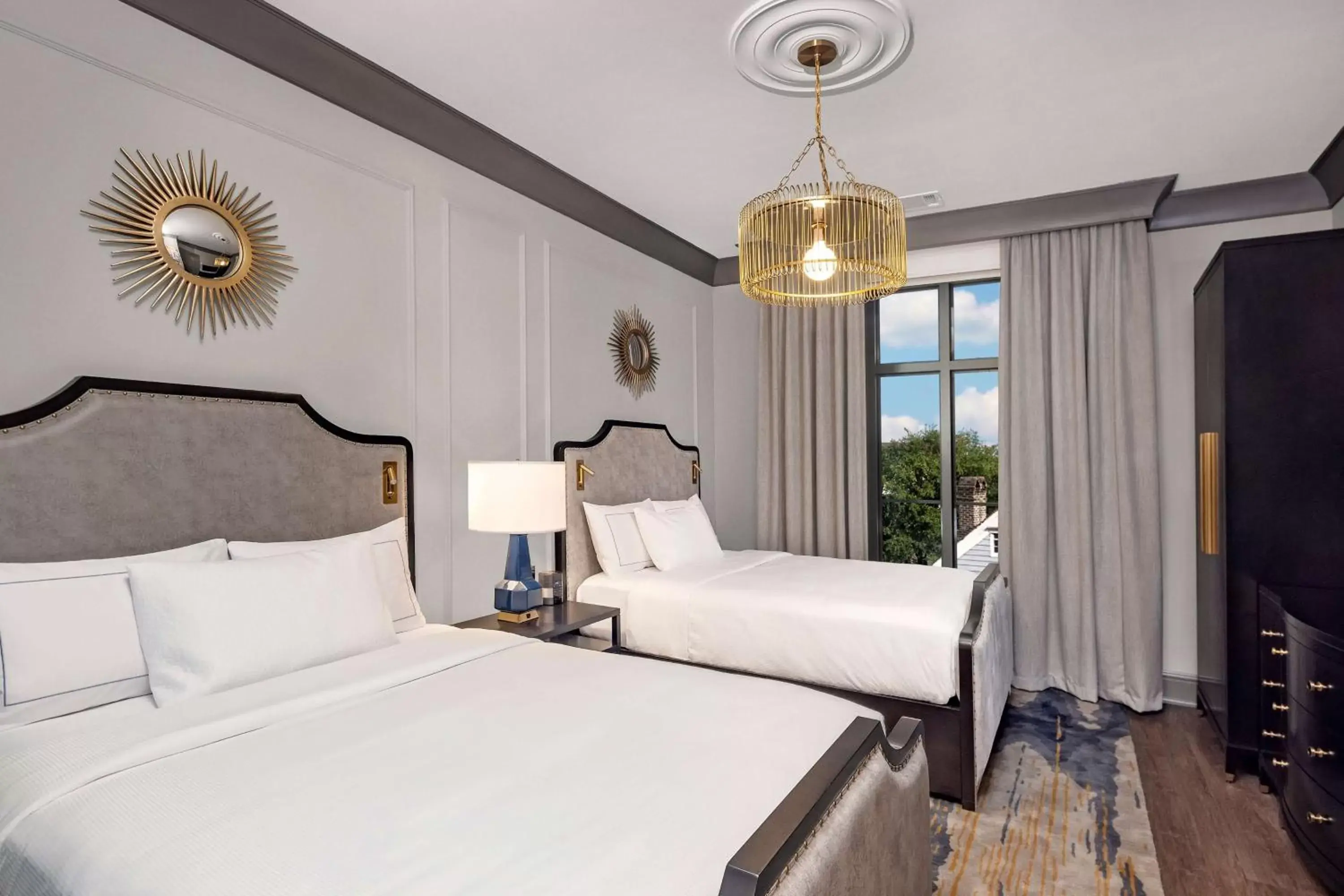 Two Bedroom Deluxe King and Two Queen Suite with Sofabed in Hilton Club Liberty Place Charleston Two Bedroom Deluxe King and Two Queen Suite with Sofabed in Hilton Club Liberty Place Charleston