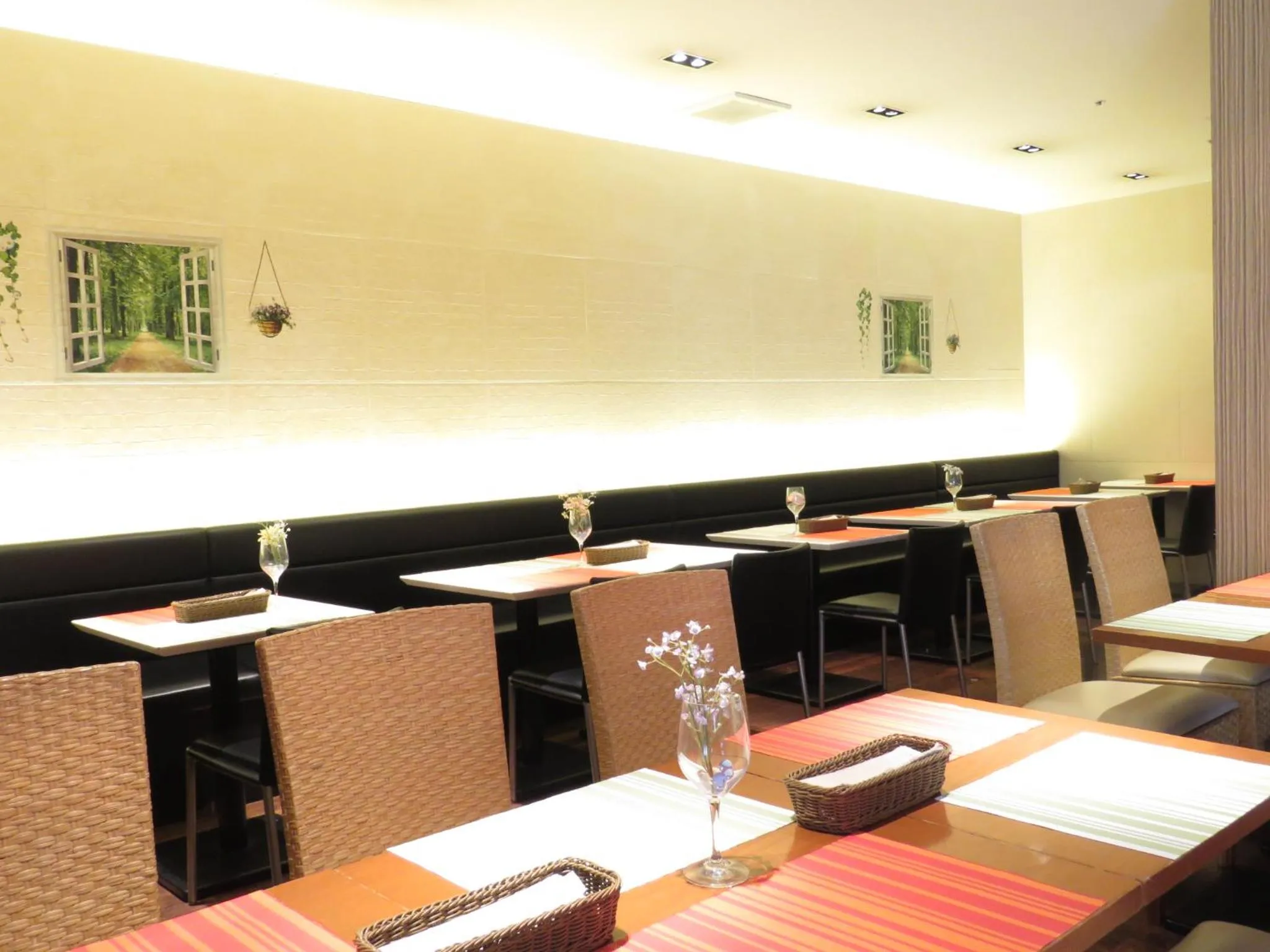 Restaurant/places to eat in Chisun Hotel Hiroshima