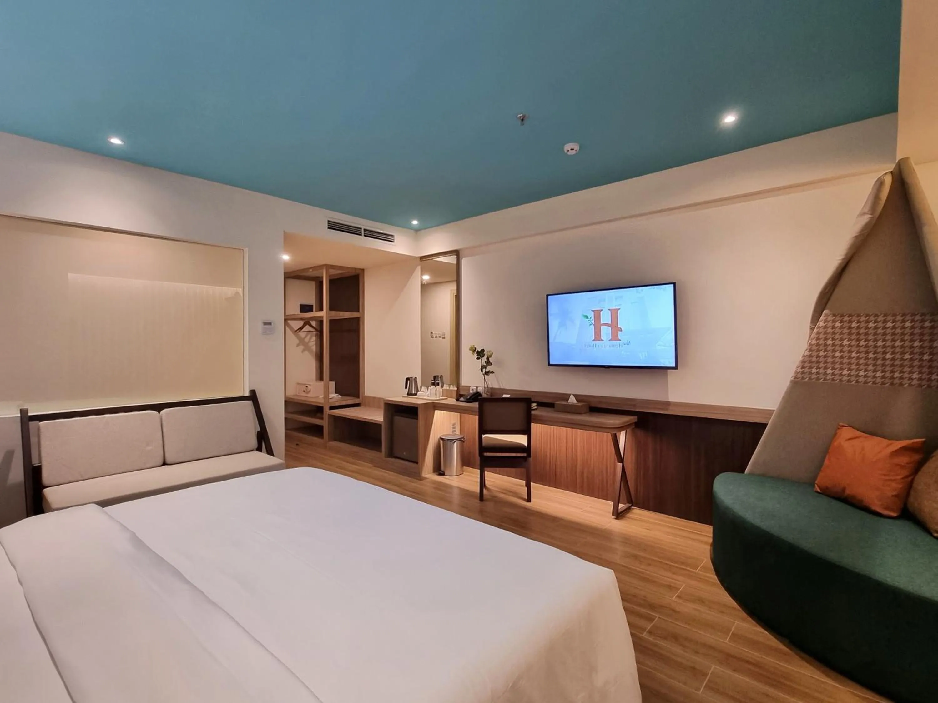 Bedroom, Bed in Hemangini Hotel Bandung