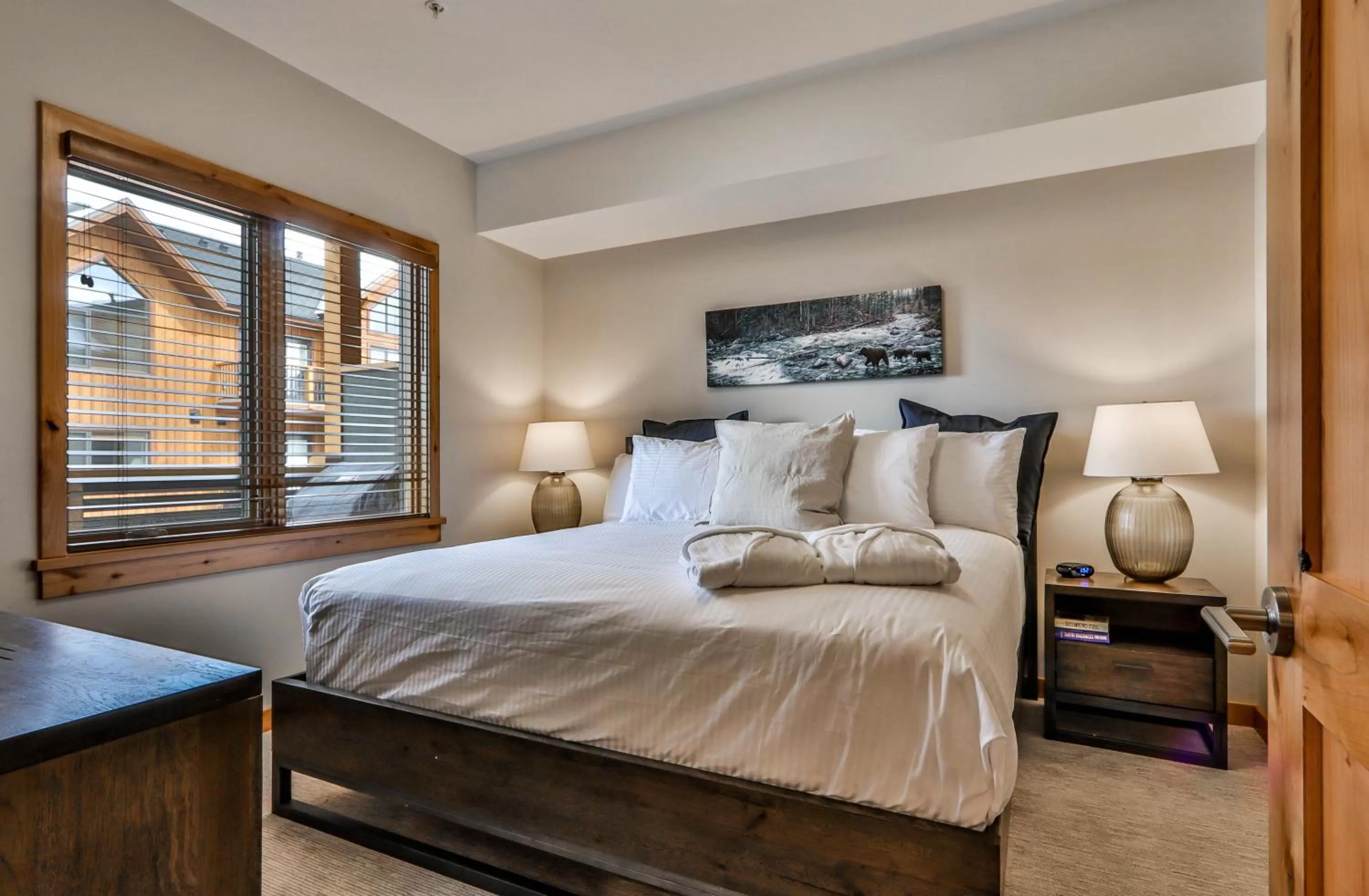 Bedroom, Bed in Spring Creek Vacations