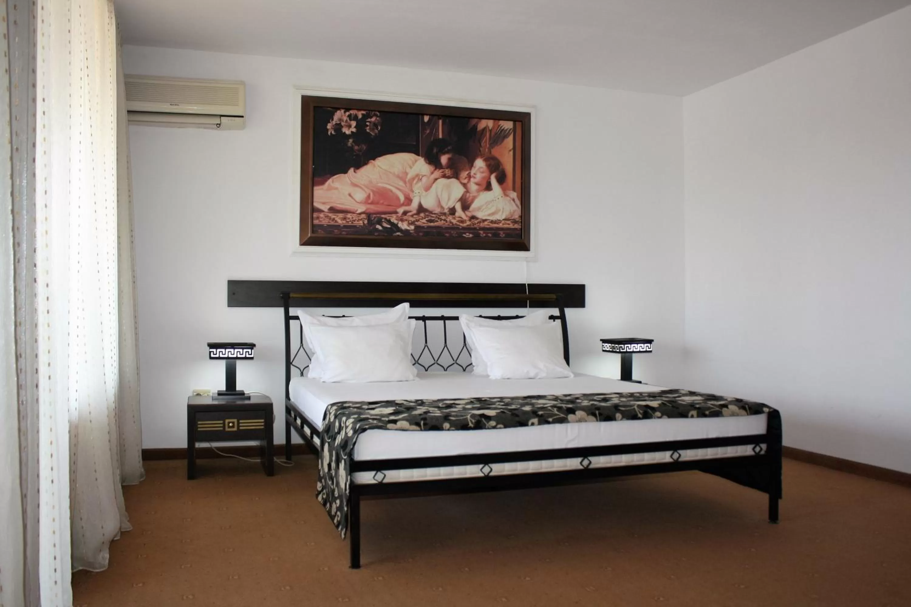 Photo of the whole room, Bed in Hotel Villa Verde