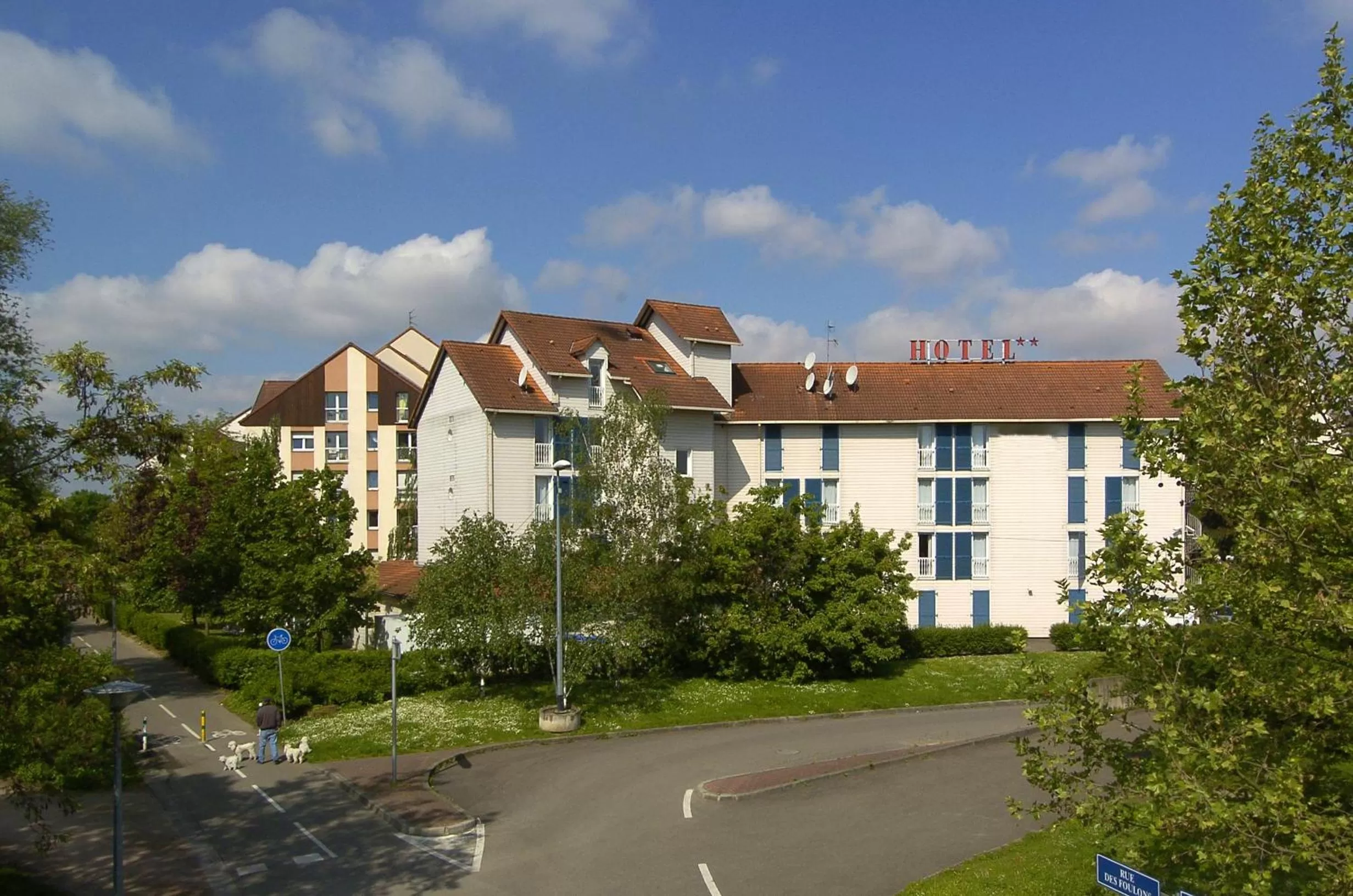 Property building in Hotel Strasbourg - Montagne Verte & Restaurant Louisiane