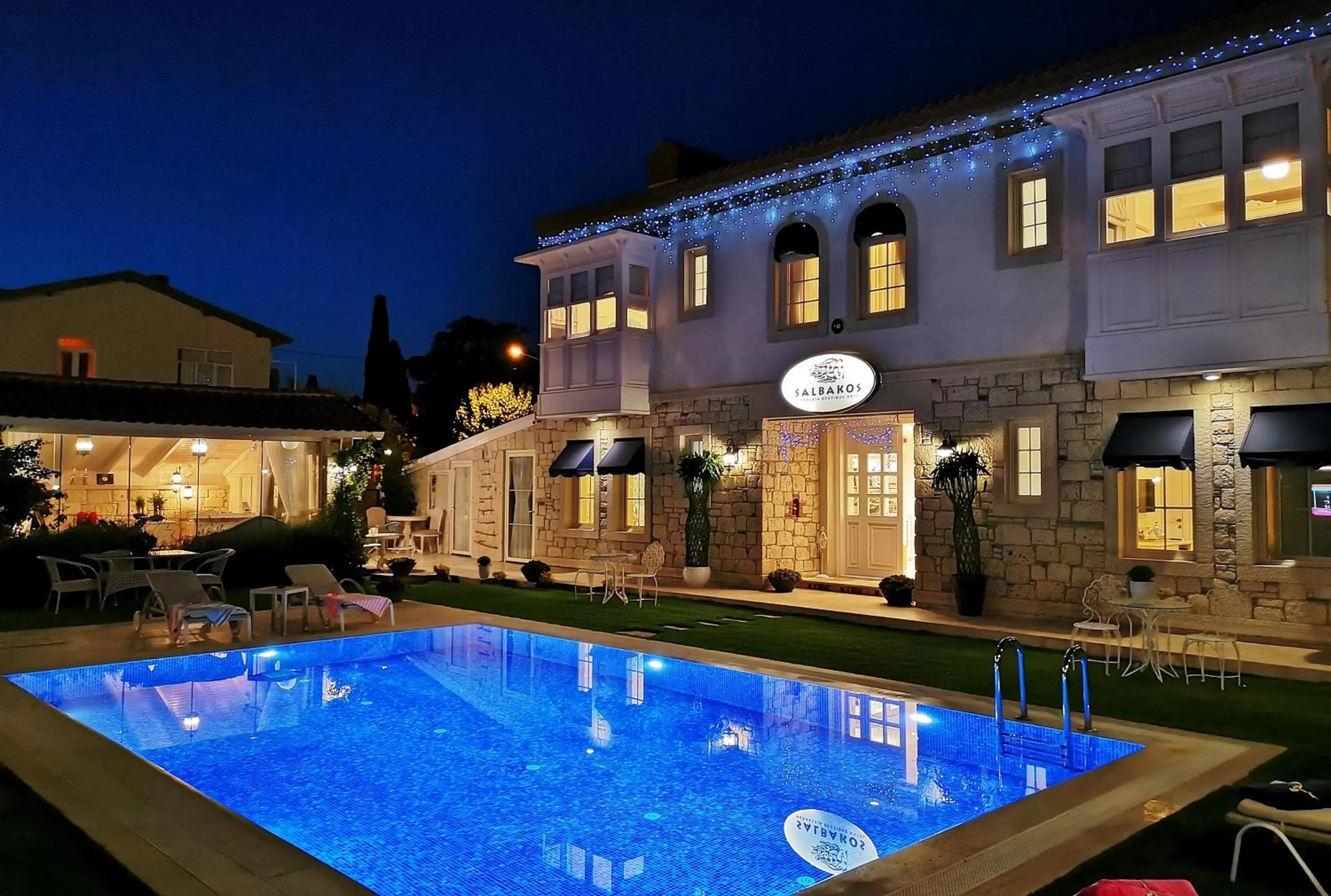 Property building in Salbakos Herakleia Hotel