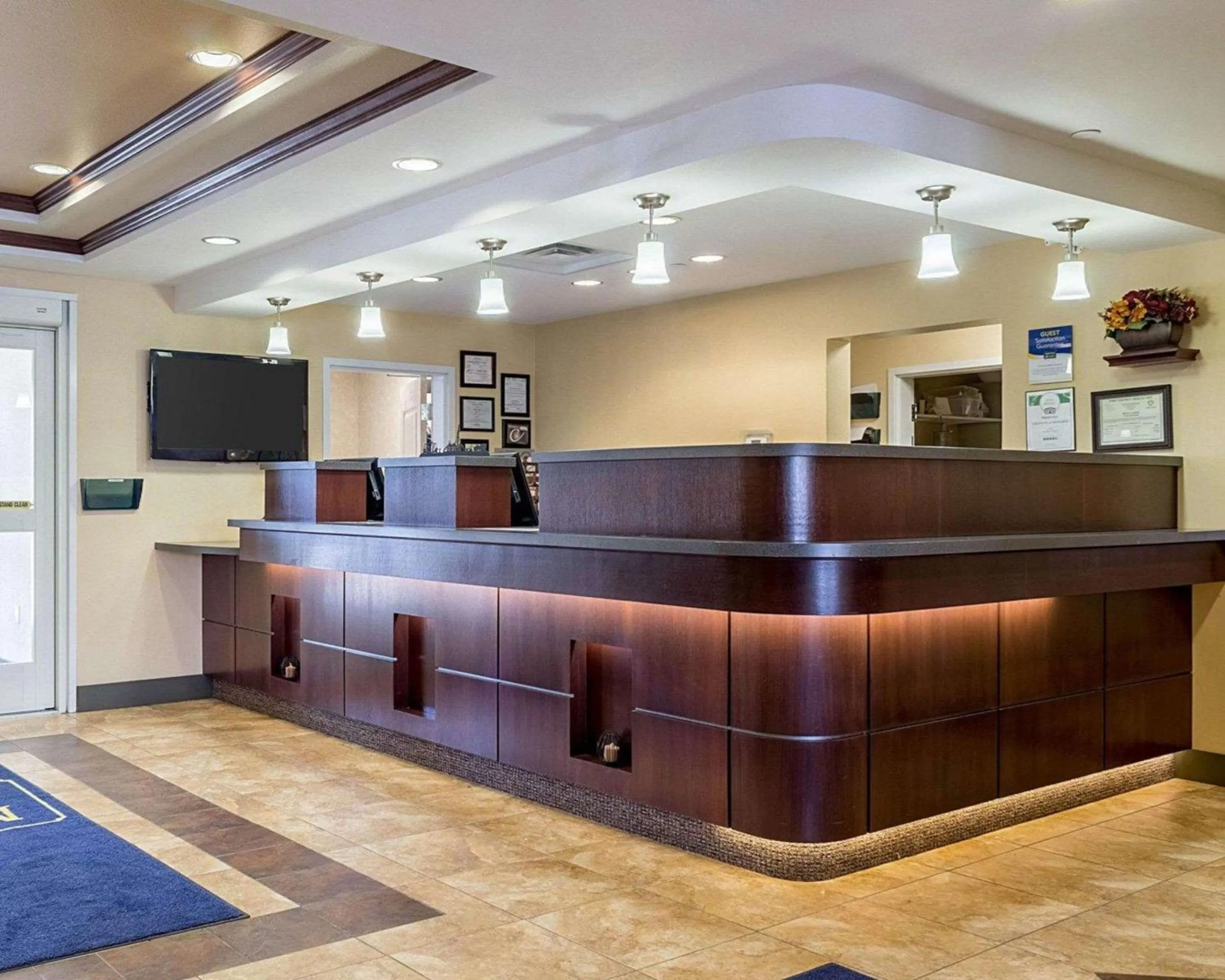 Lobby or reception in MainStay Suites Minot