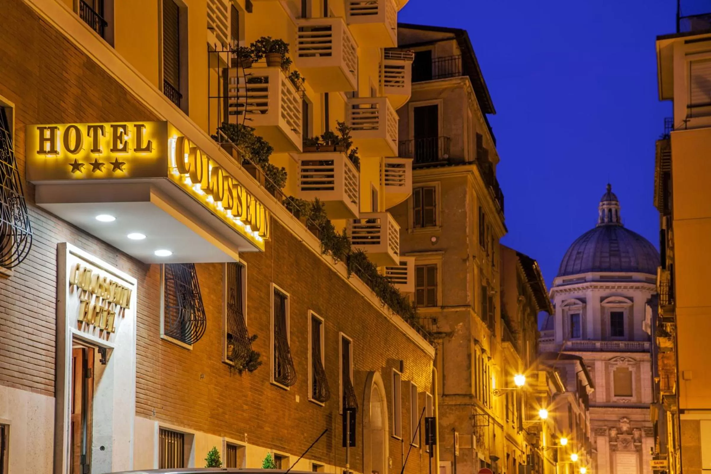 Facade/entrance in Hotel Colosseum