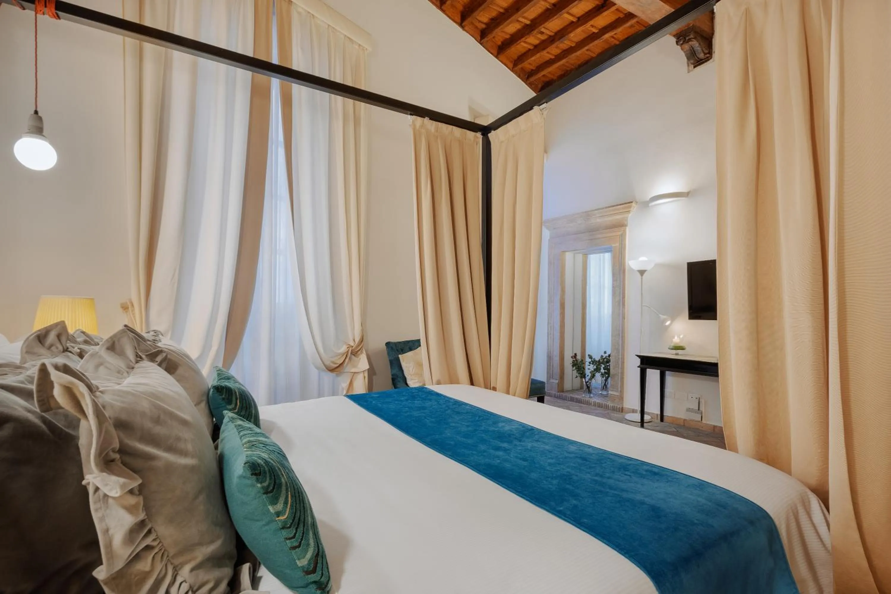 Bed in Relais Giulia