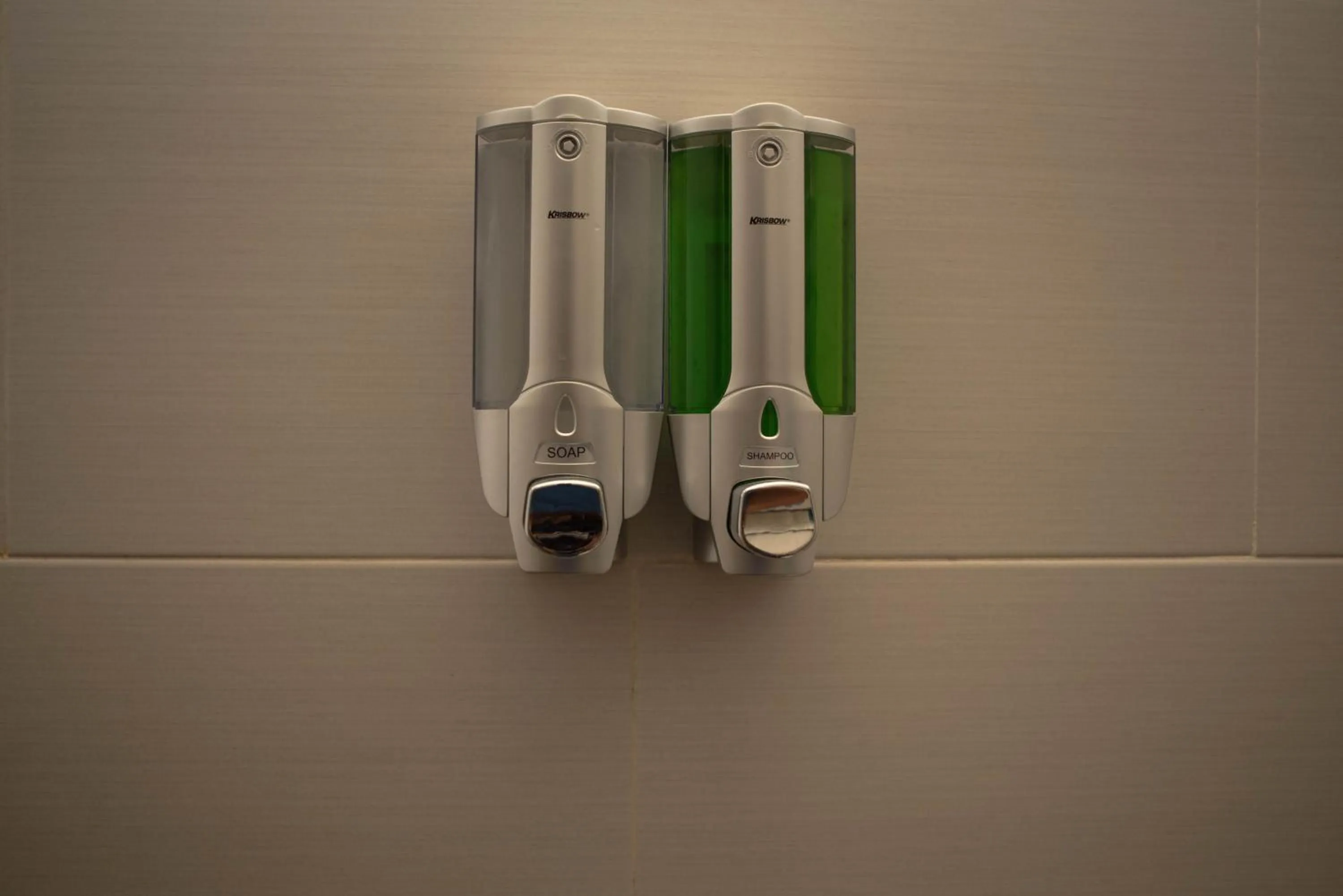 Bathroom in Suparsa's Homestay