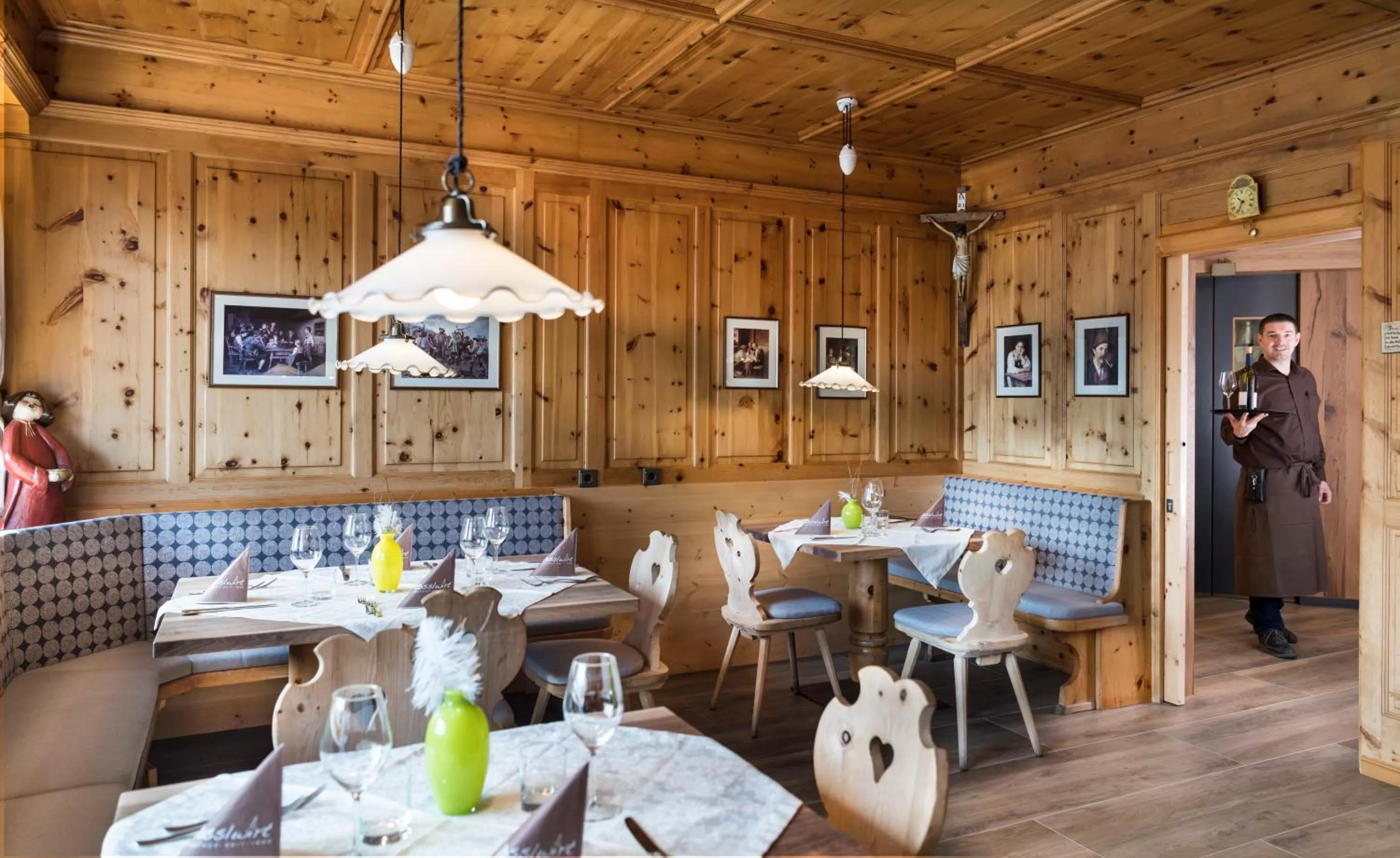 Restaurant/places to eat in Rösslwirt