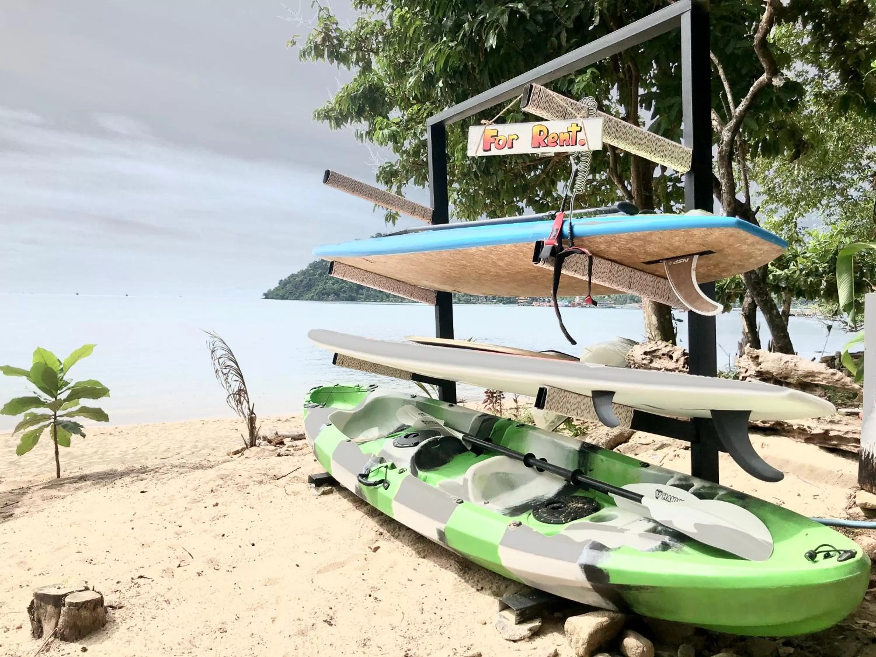 Indie Beach Bungalows