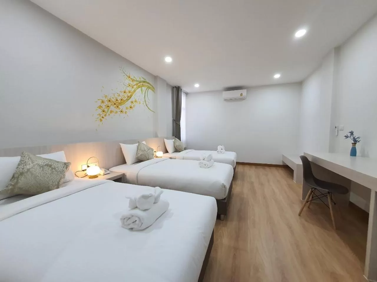 Bedroom, Bed in Lueangchan Orchid Hotel