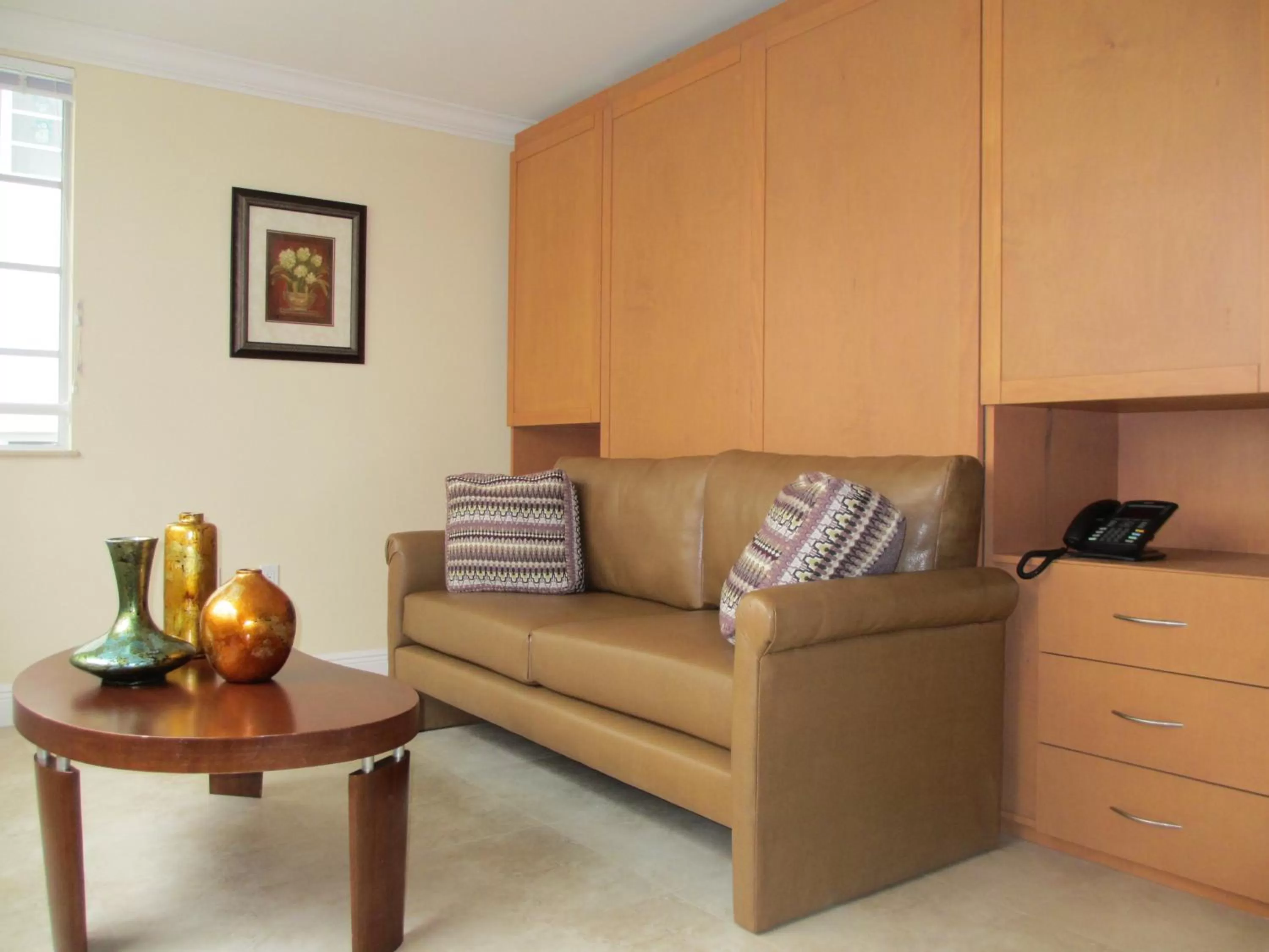 Bed in Westover Arms Hotel