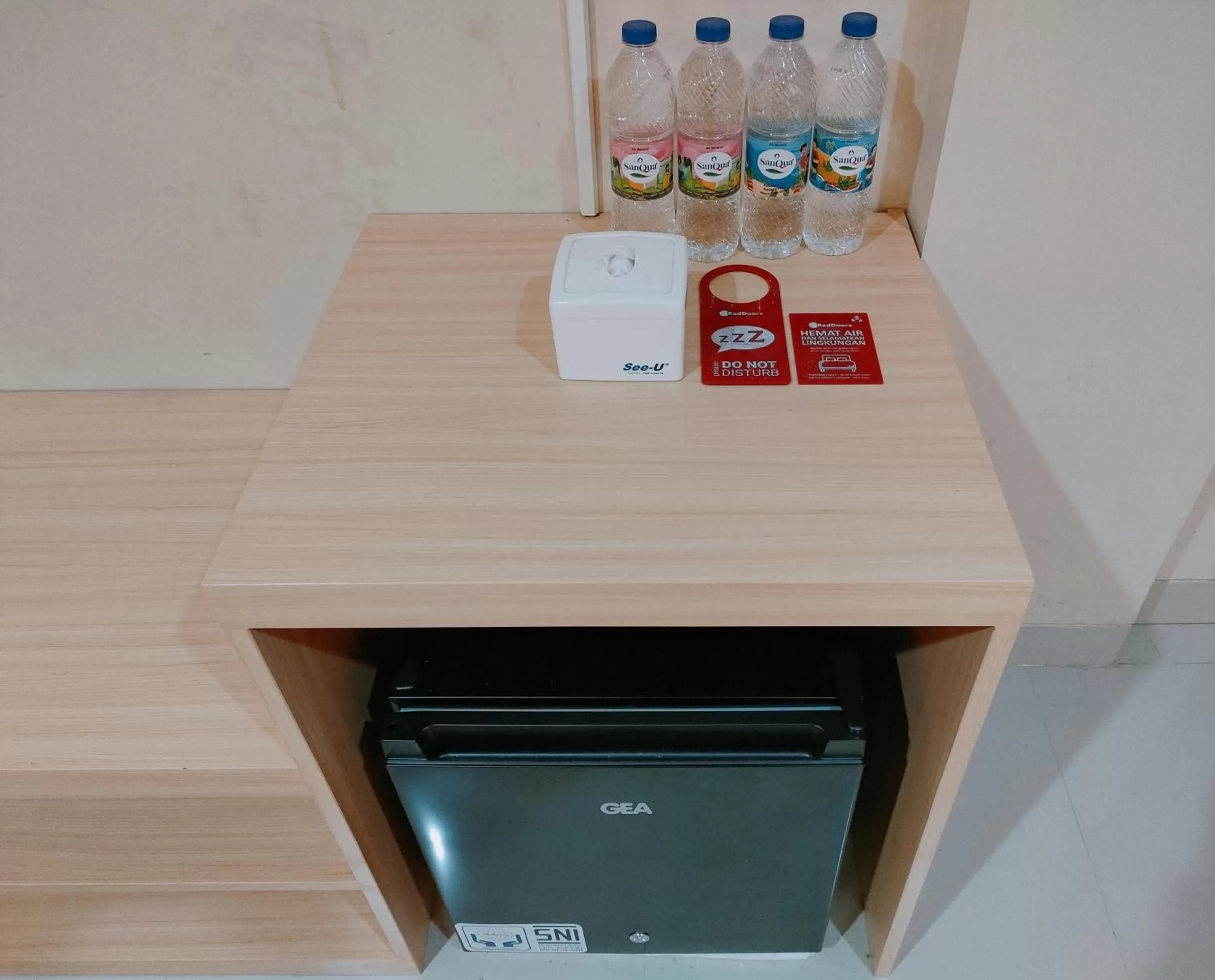 Bedroom in RedDoorz near Jogja National Museum