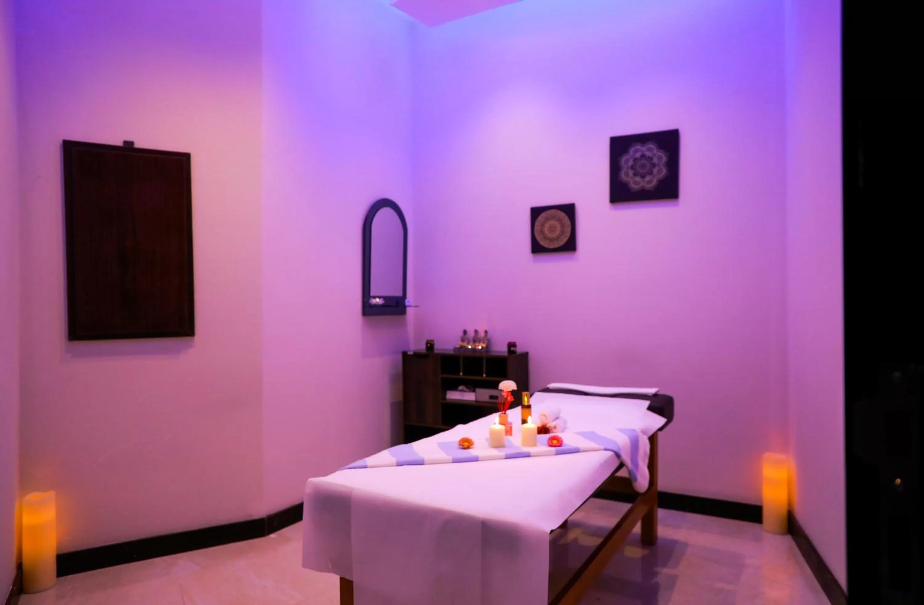 Spa and wellness centre/facilities in Loumage S Suites and Spa
