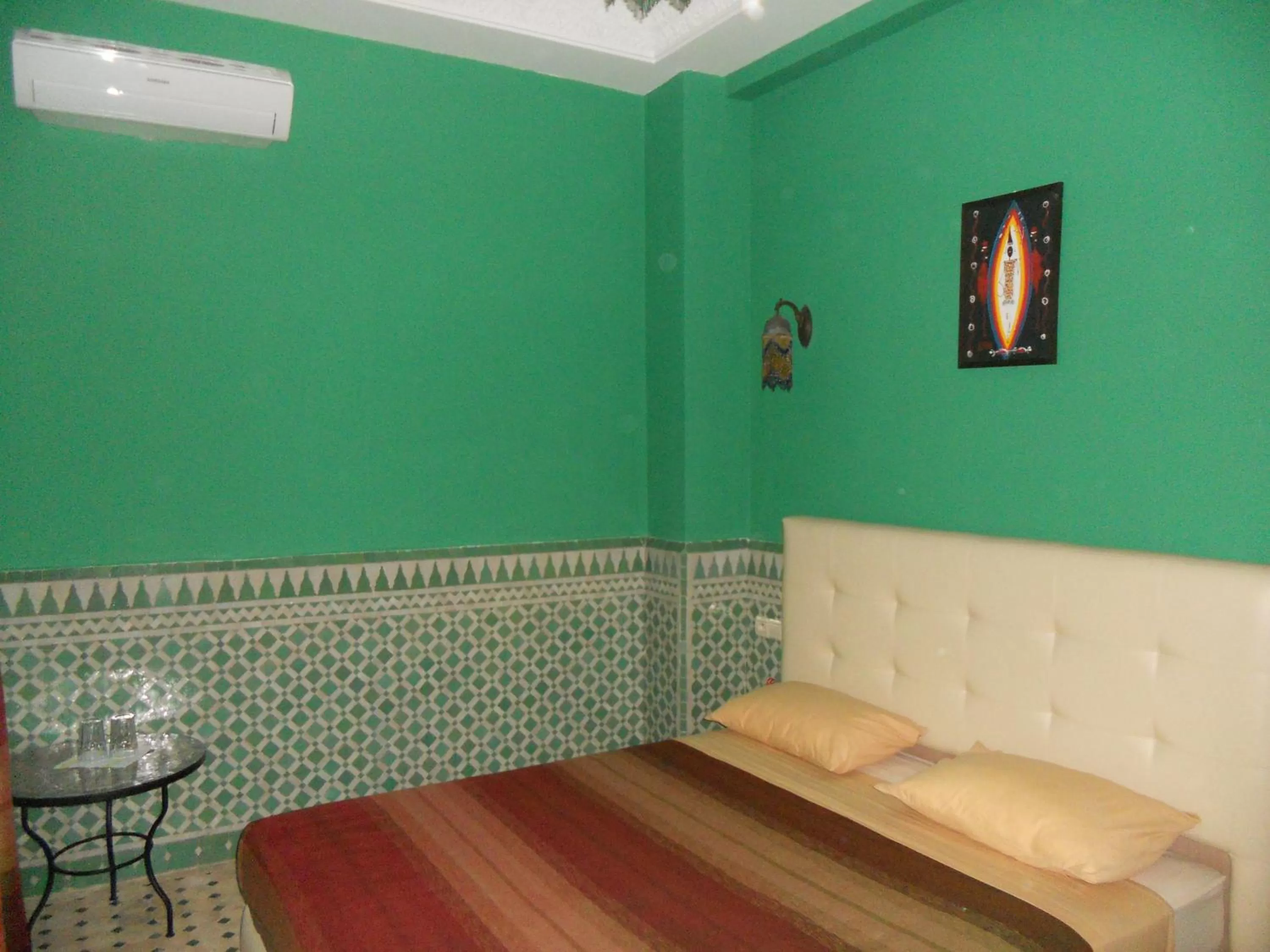 Photo of the whole room, Bed in Riad Passiflora