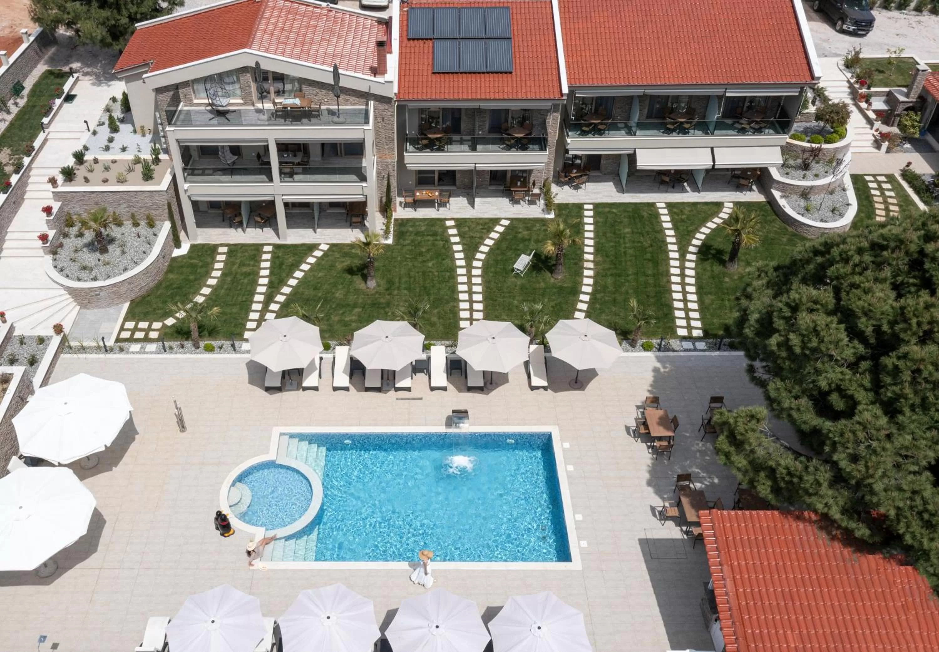 Property building in Villa Sara