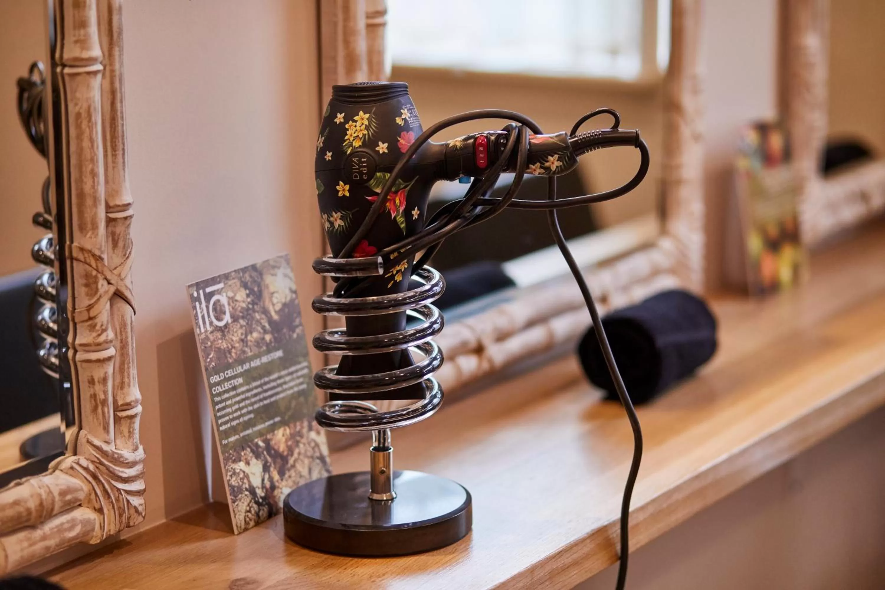 hair dryier in The Retreat, Elcot Park