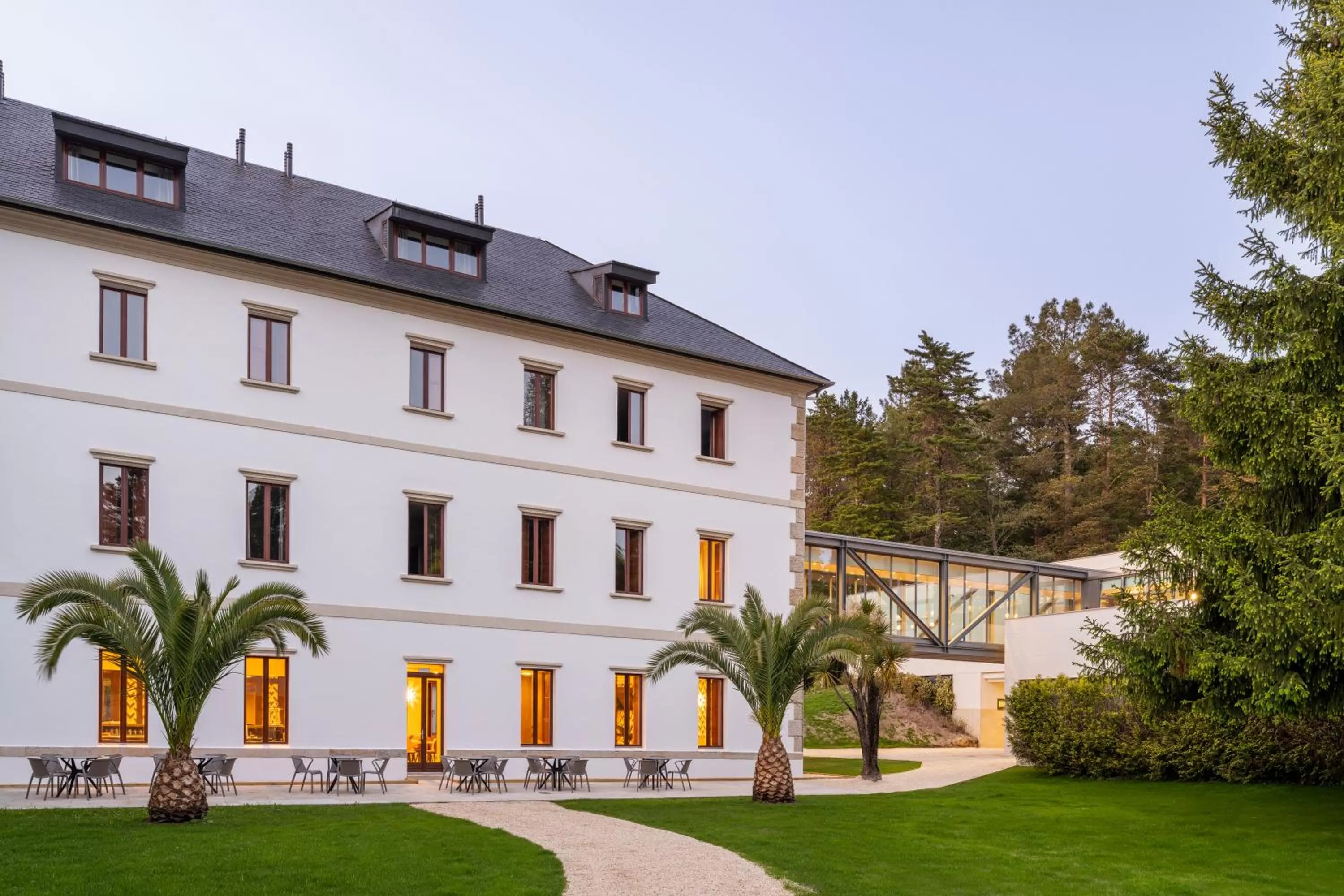 Property building in Iberik Gran Balneario de Guitiriz