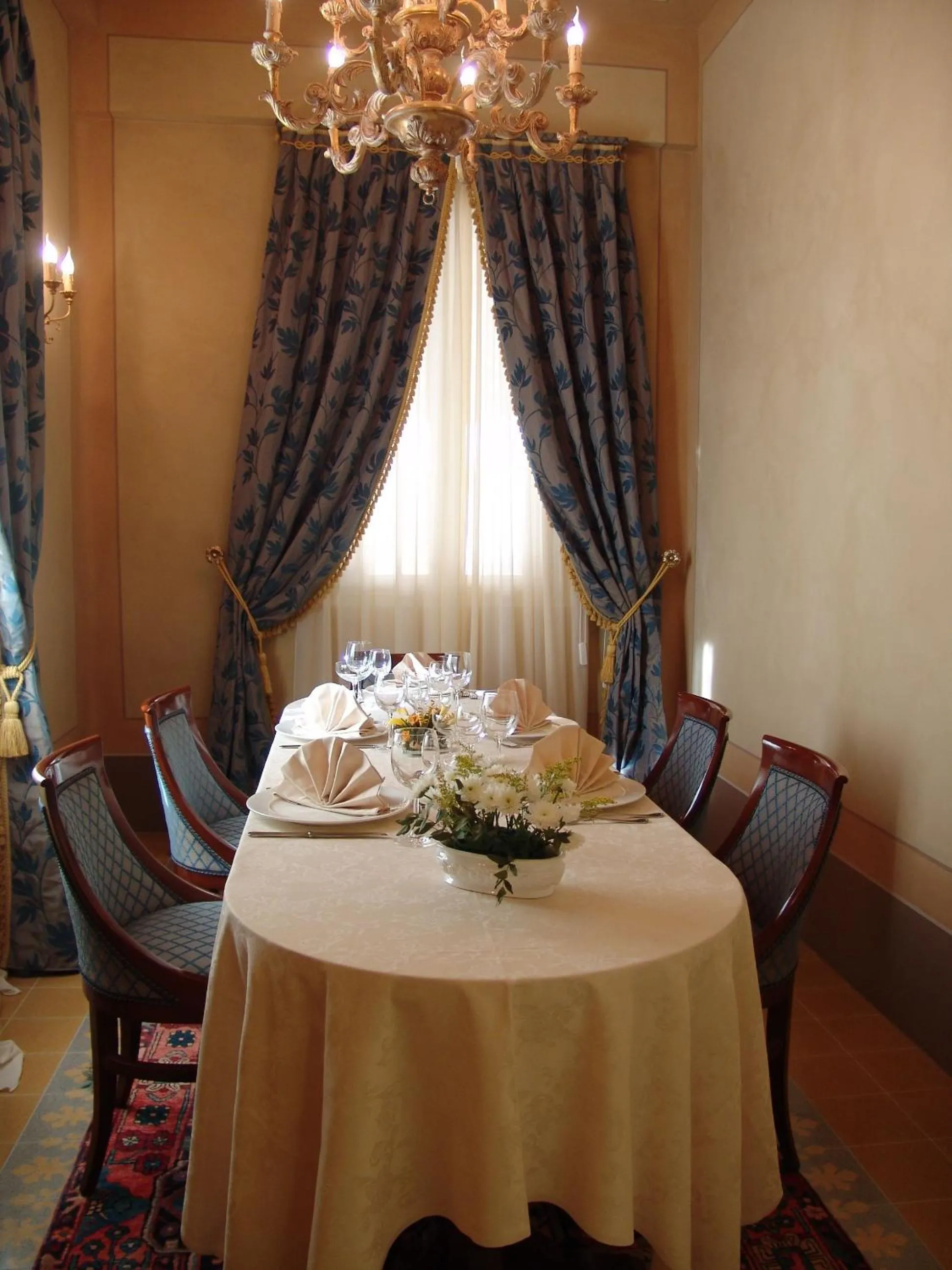 Restaurant/places to eat in Castello Montegiove