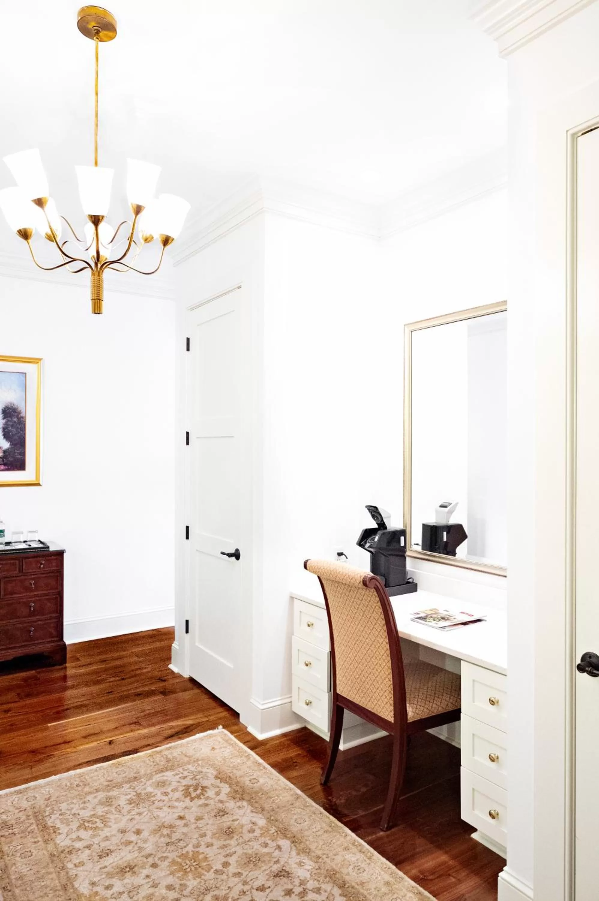 Coffee/tea facilities, Bed in Planters Inn - Charleston