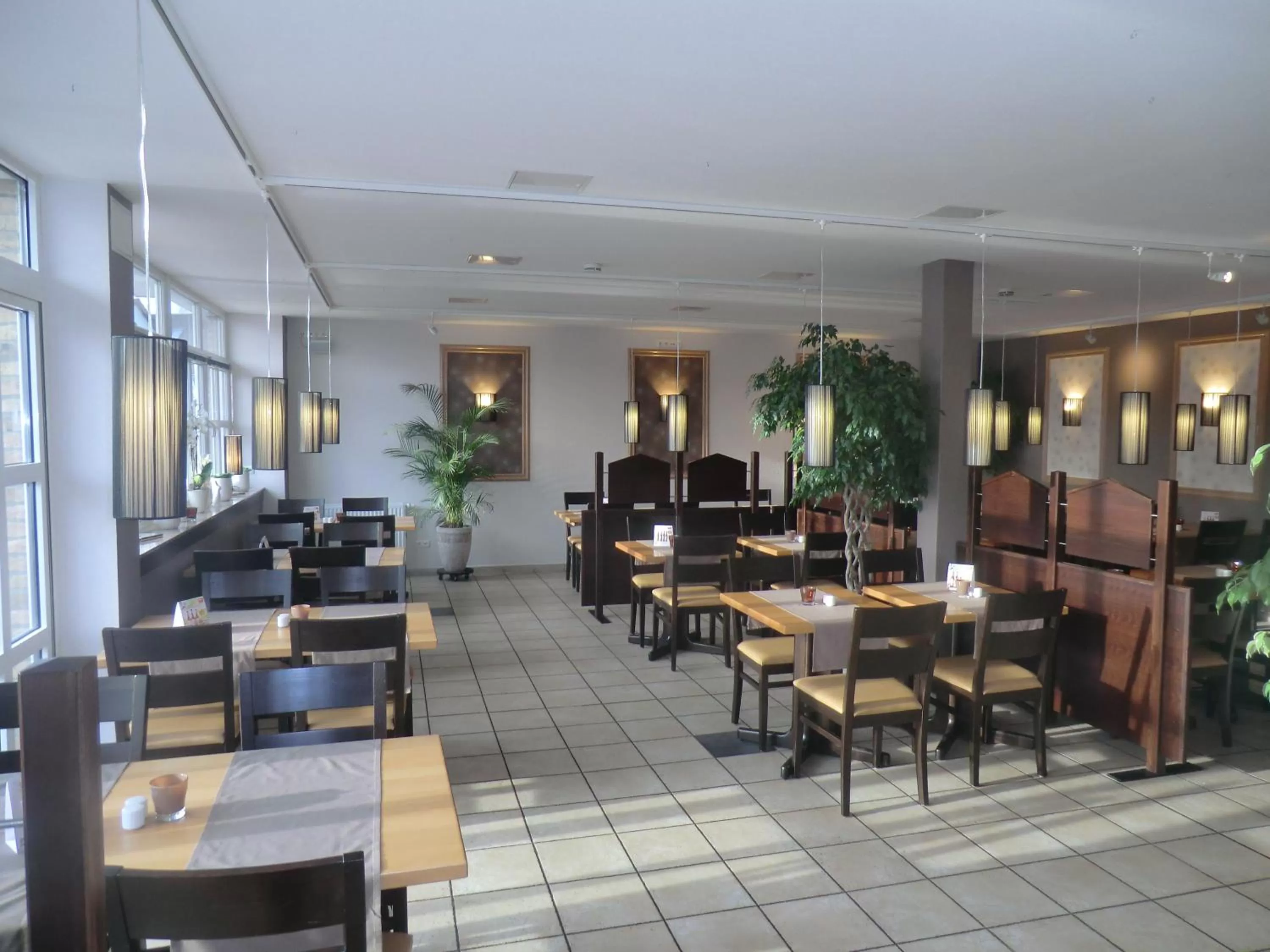 Restaurant/places to eat in Hotel Pension Am Hafen