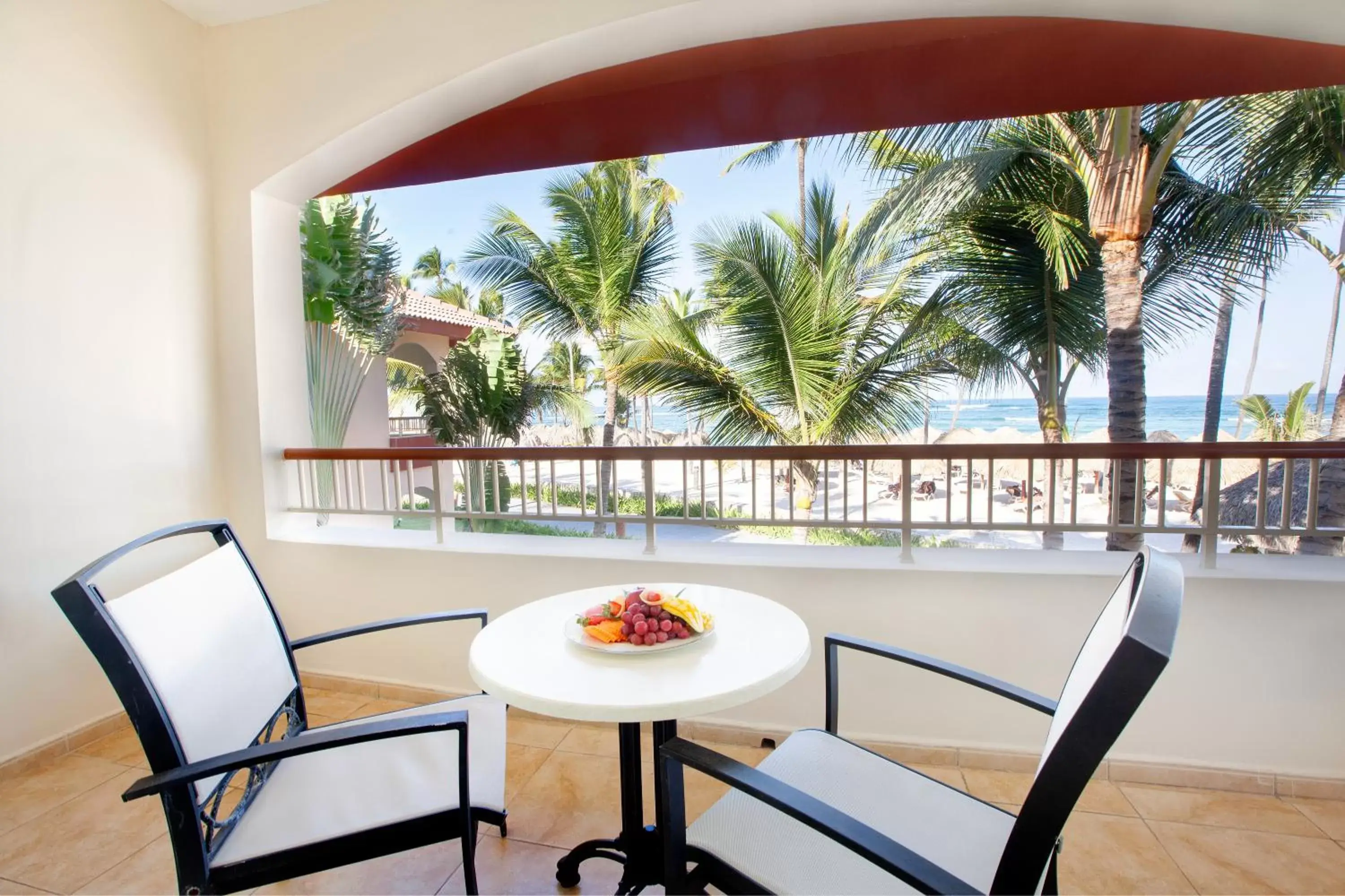 Junior Suite Ocean View with Jacuzzi - single occupancy - Free WiFi in Majestic Colonial Punta Cana - All Inclusive Junior Suite Ocean View with Jacuzzi - single occupancy - Free WiFi in Majestic Colonial Punta Cana - All Inclusive