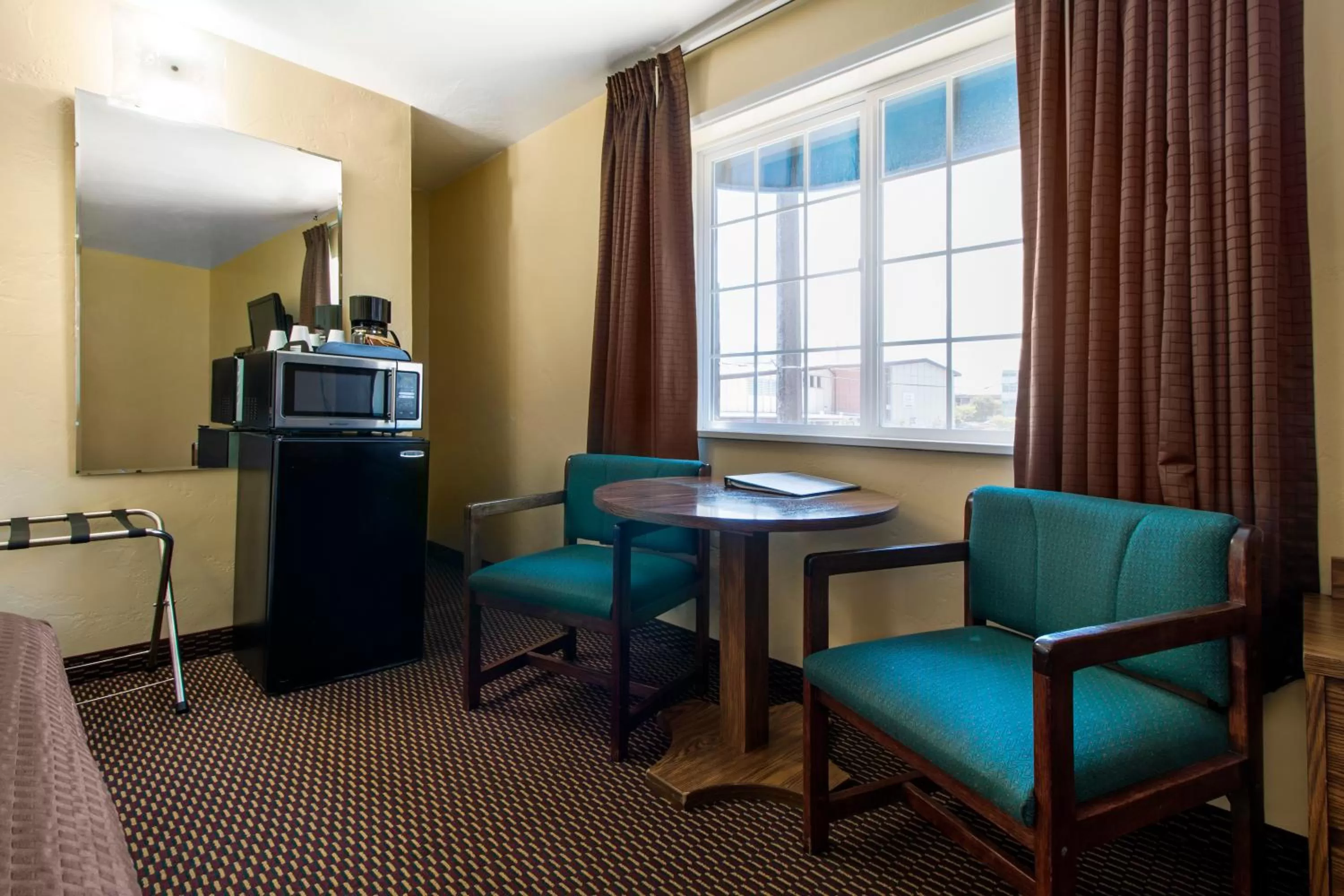 Eureka Town House Motel - Historic Old Town