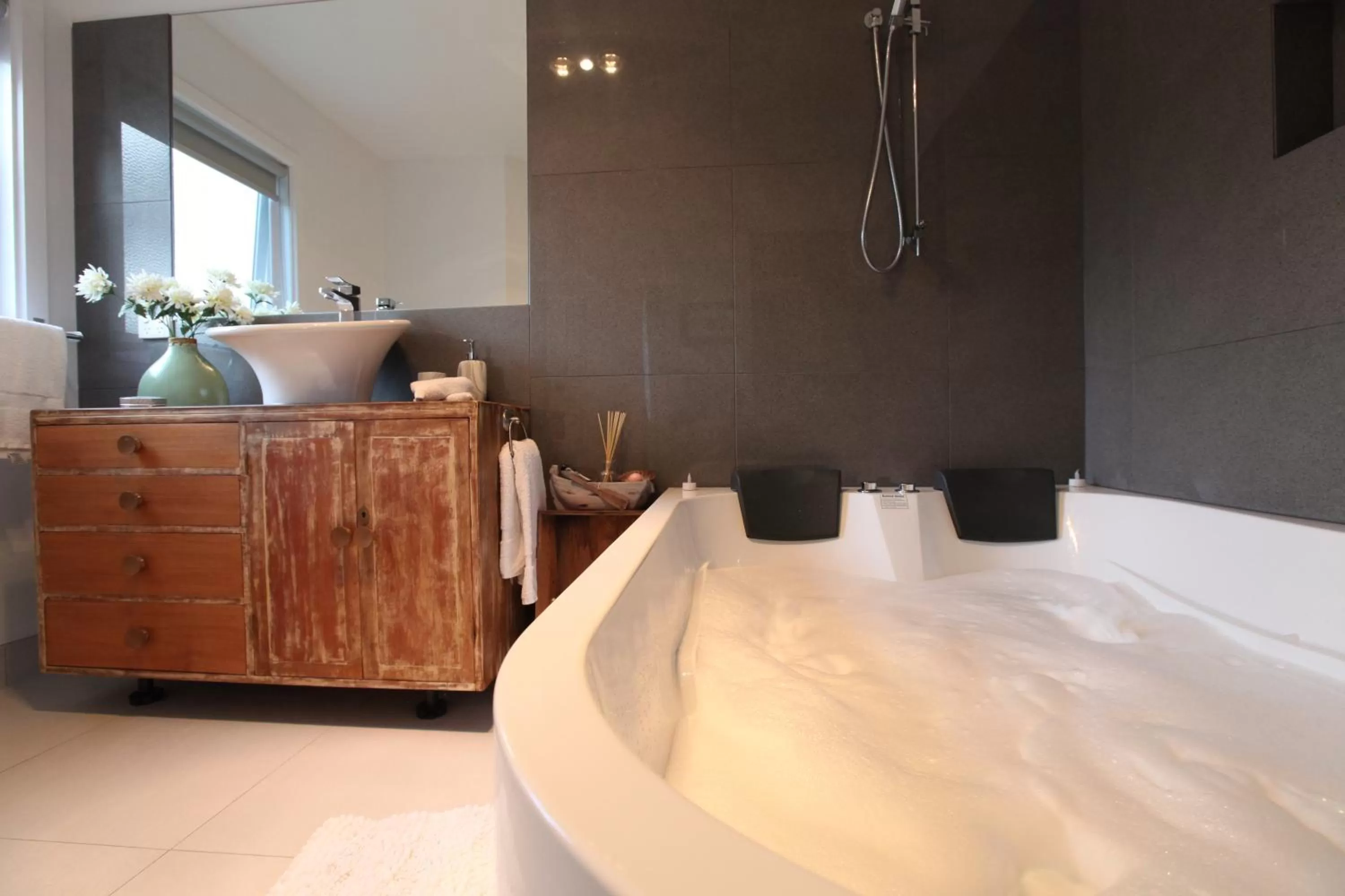 Shower, Bathroom in Sea Salt Bnb