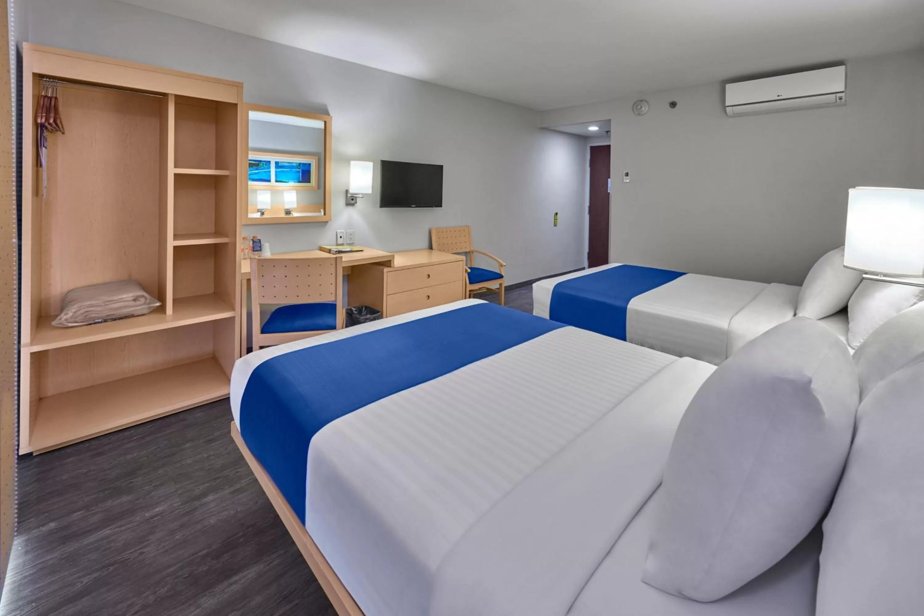 Bedroom, Bed in City Express by Marriott Aguascalientes Sur